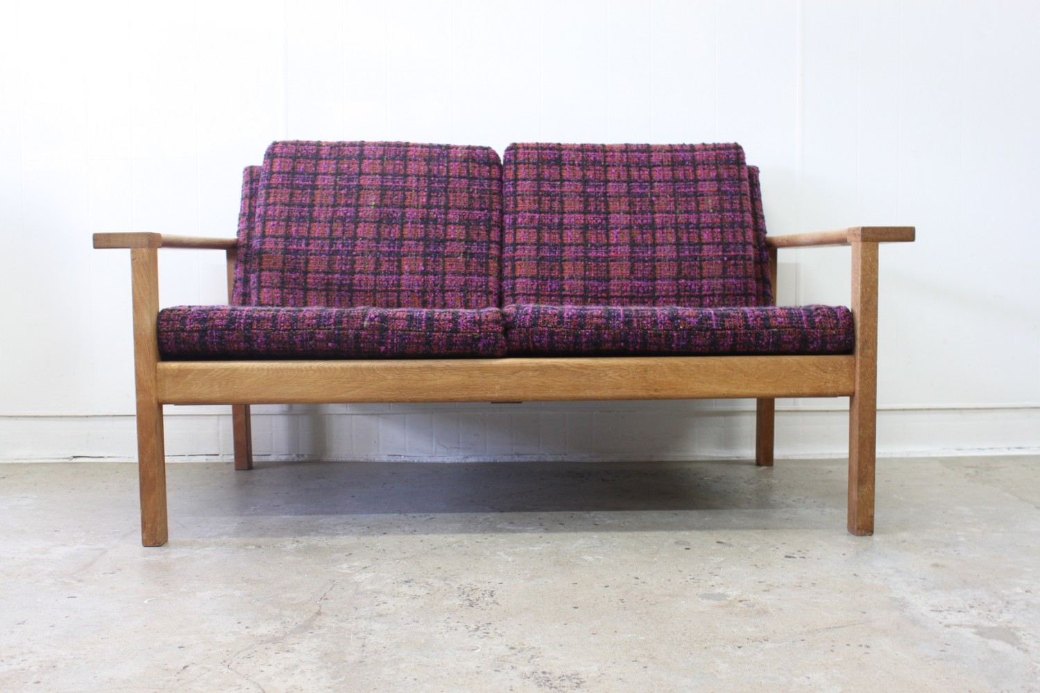 Hans J Wegner Sofa The Vintage Shop