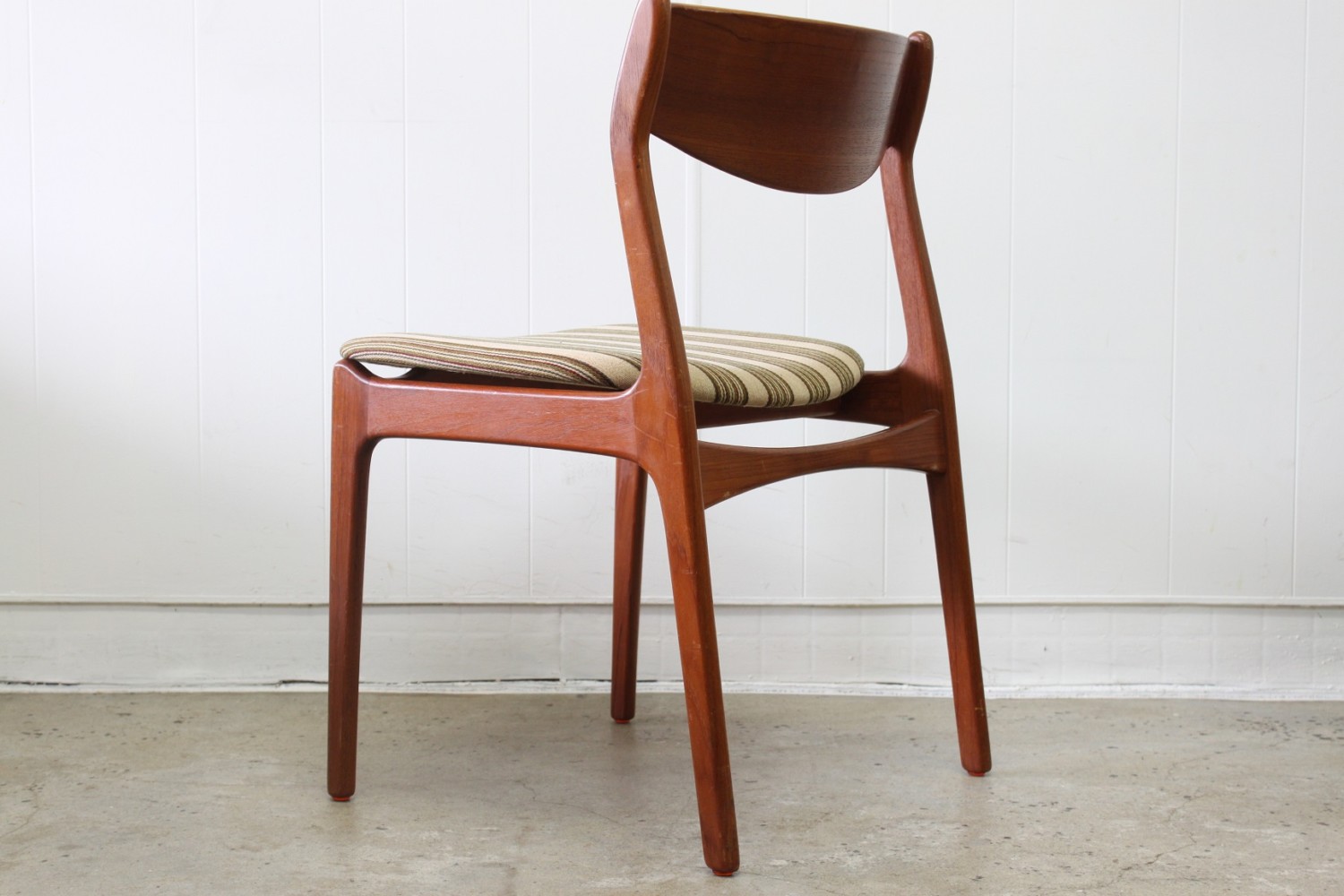 Danish Teak Chairs By P.E. JØrgensen