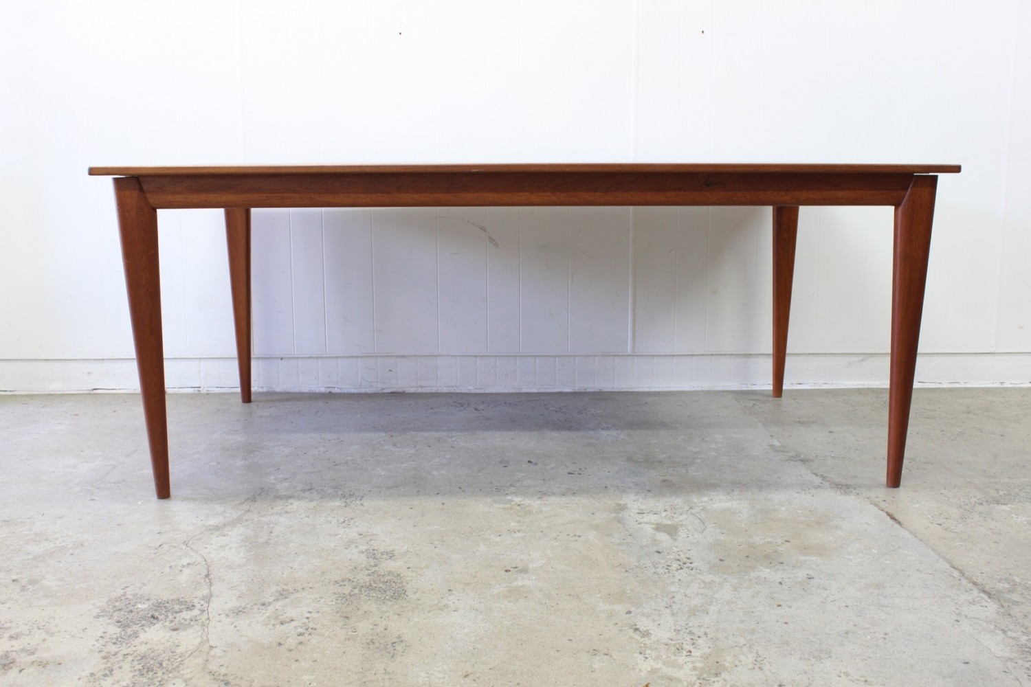 Niels Moller Dining Table