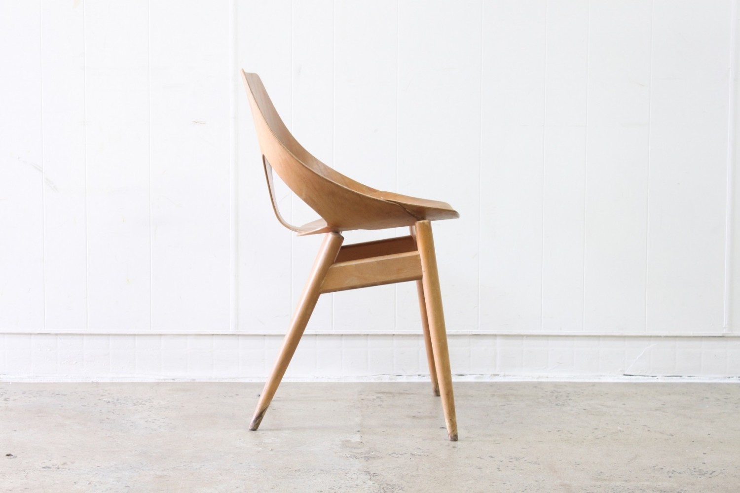 Kandya ‘Jason’ Chairs