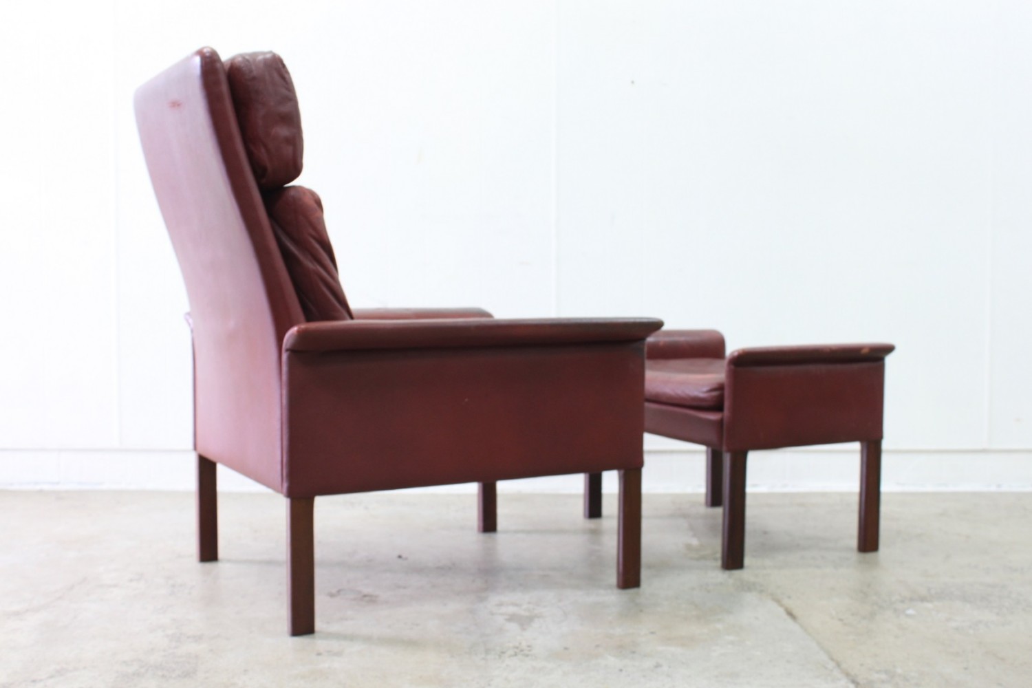 Hans Olsen Chair + Footstool