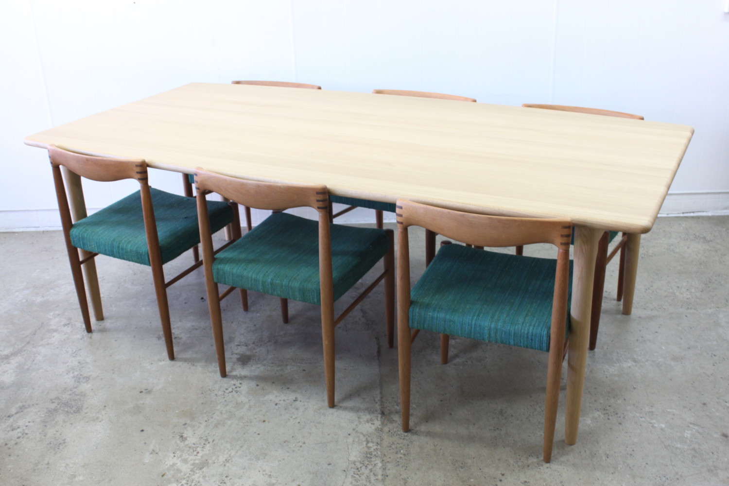 XL oak Table by Niels Moller