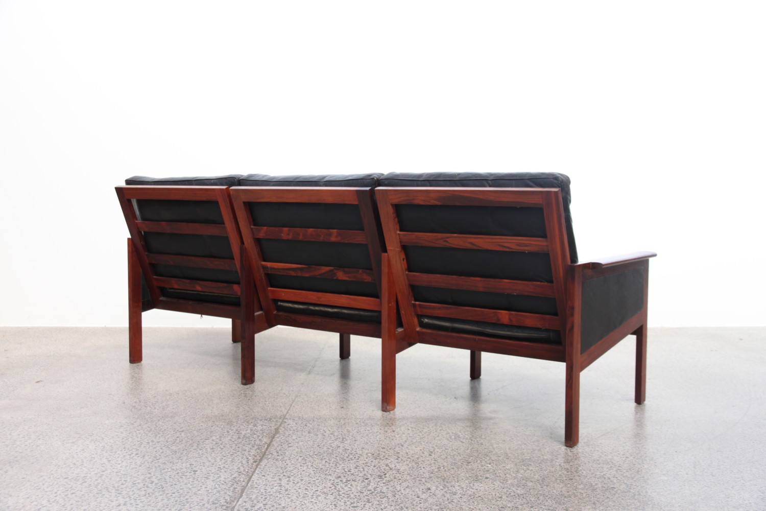 Rosewood & Leather Sofa by Illum Wikkelso