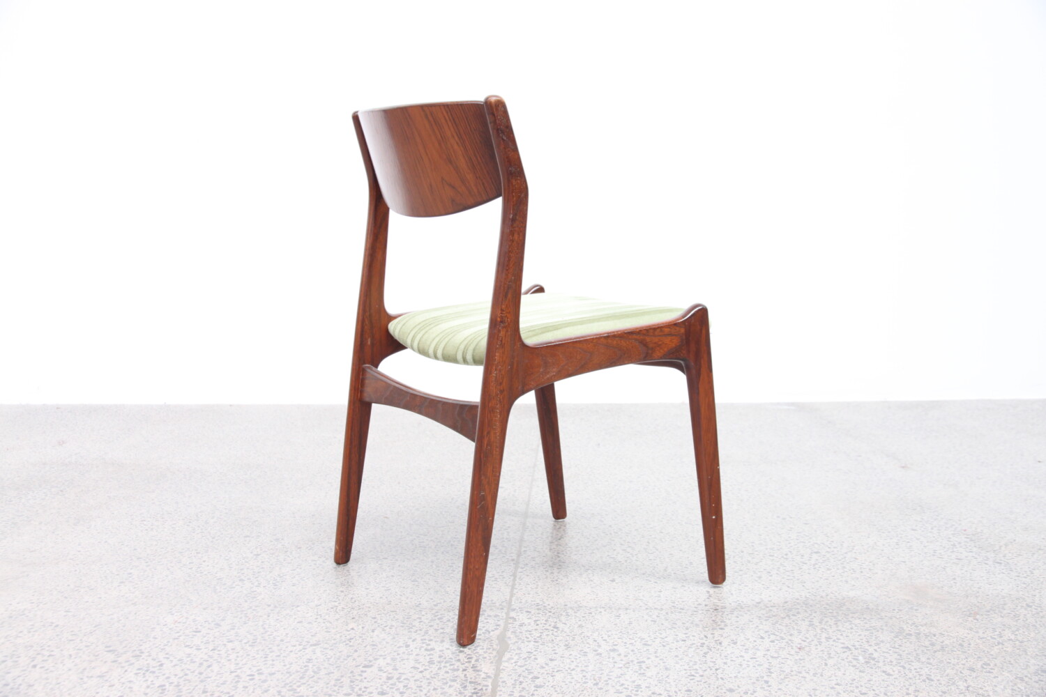 Dining Chairs By Henning kjaernulf