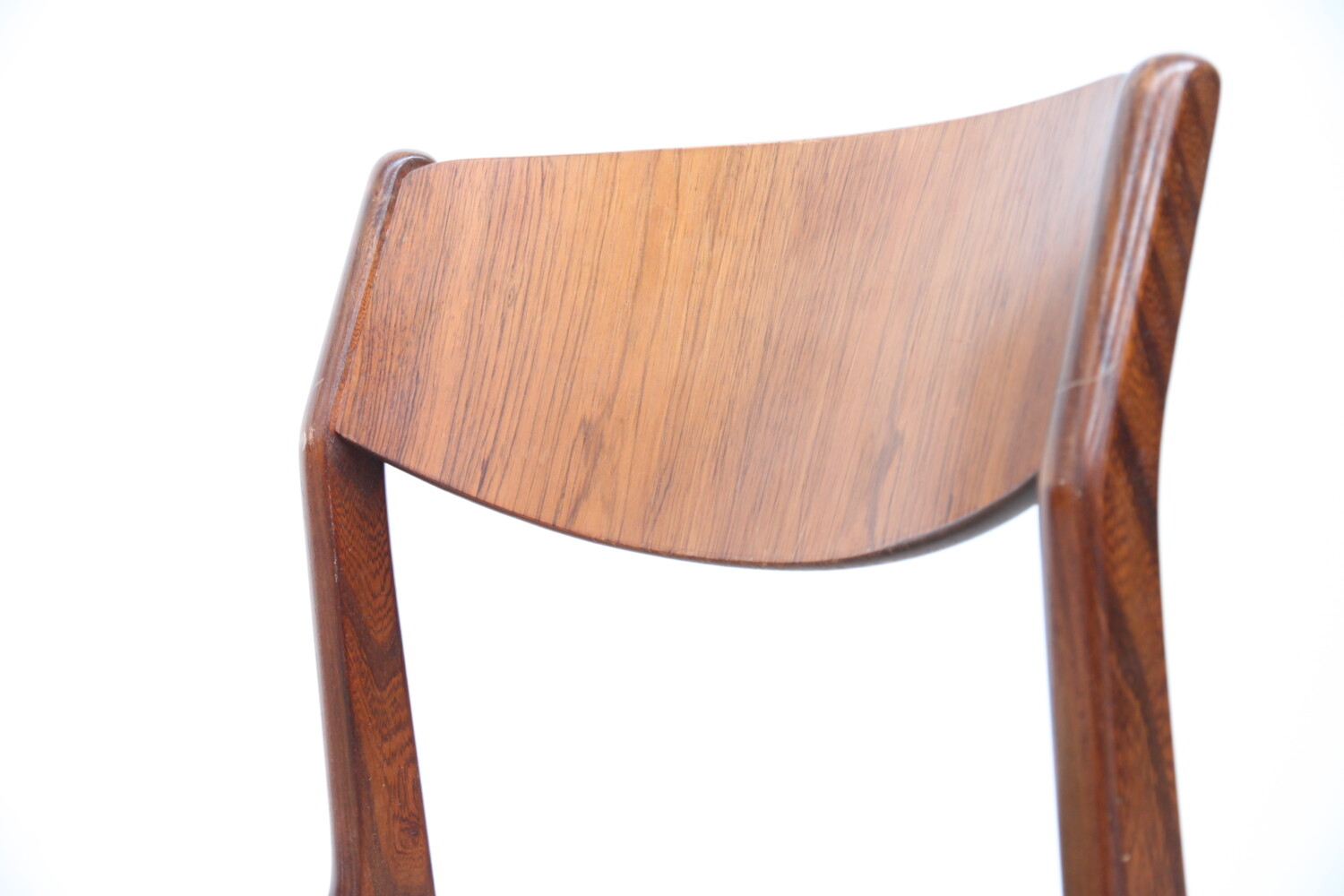 Dining Chairs By Henning kjaernulf