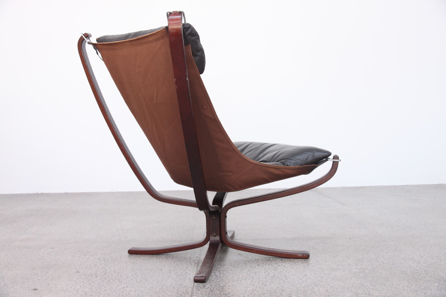 Brown High Back Falcon Chair