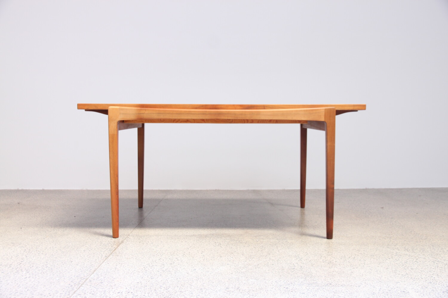 Rosewood Extendable Table