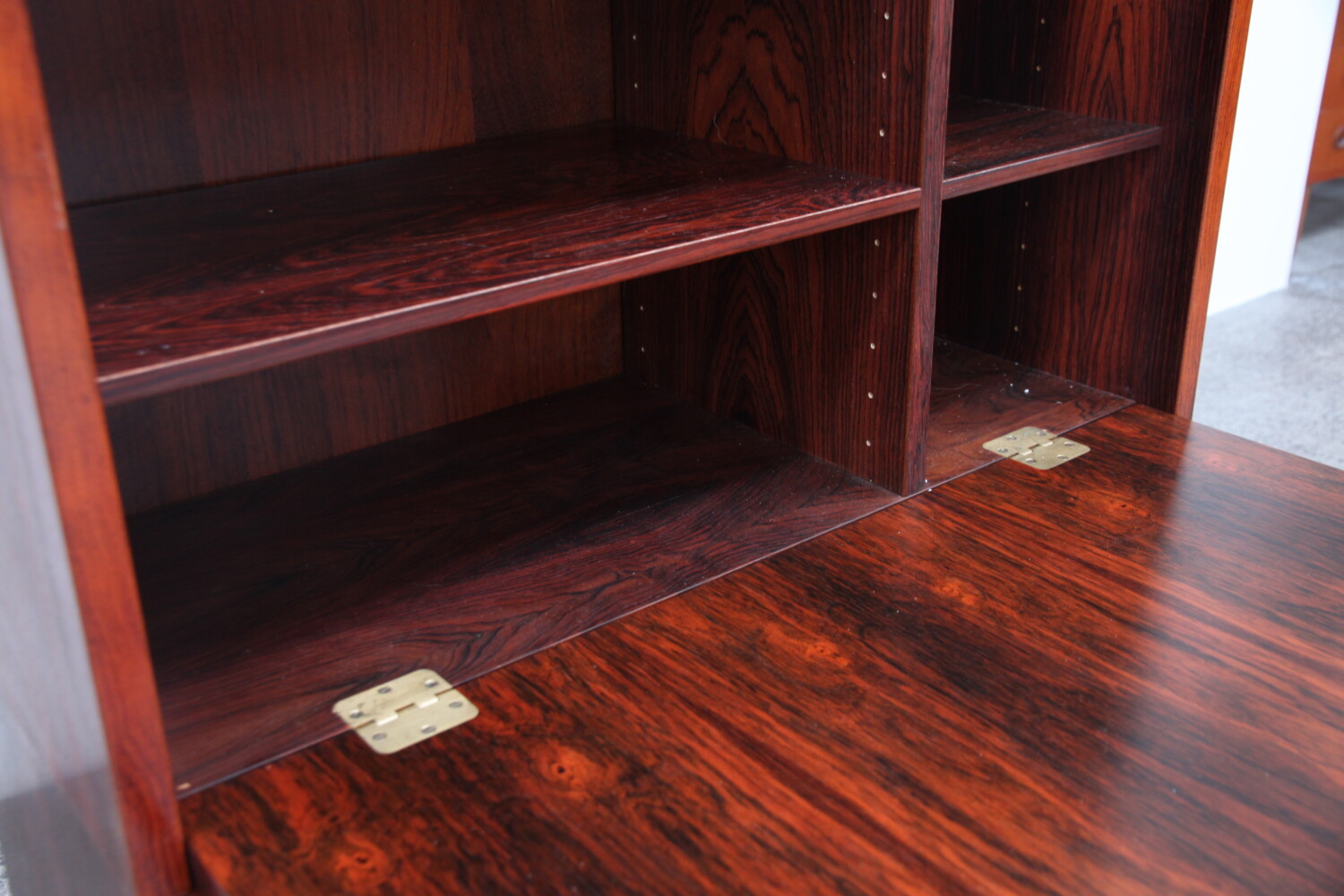 Tall Rosewood Unit