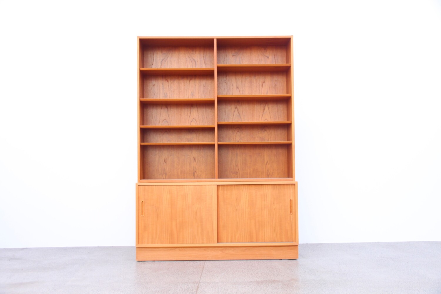 Teak Bookcase / storage