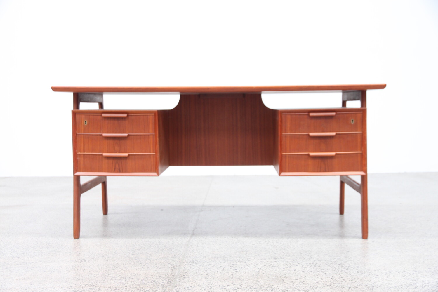 Desk by Gunni Omann