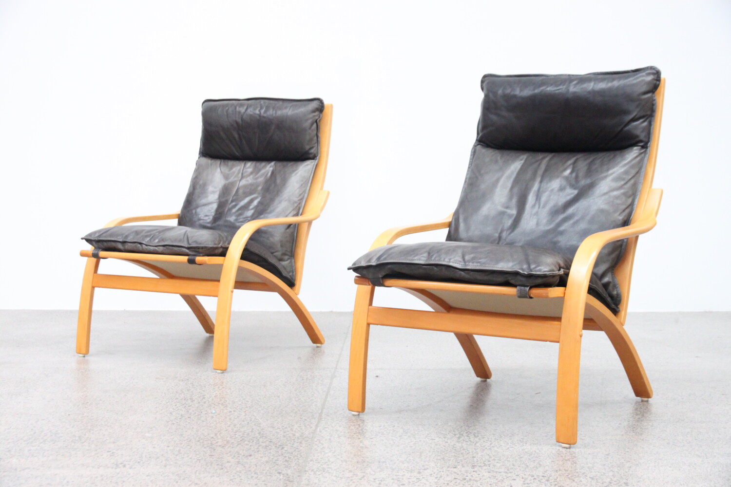 Pair of Reclining Armchairs by Mogen Hansen