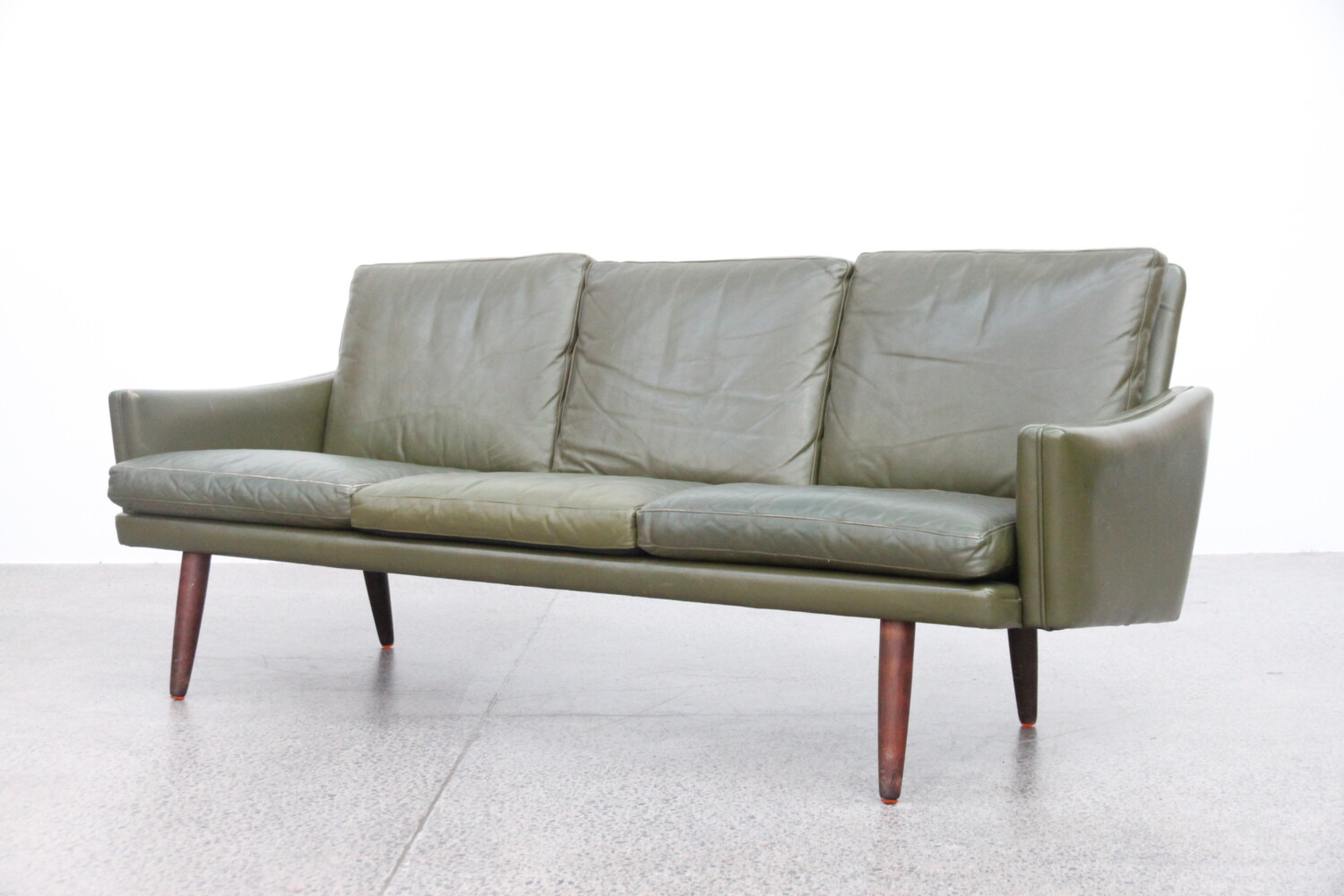 Green Leather 3 + 2 Seater Sofas