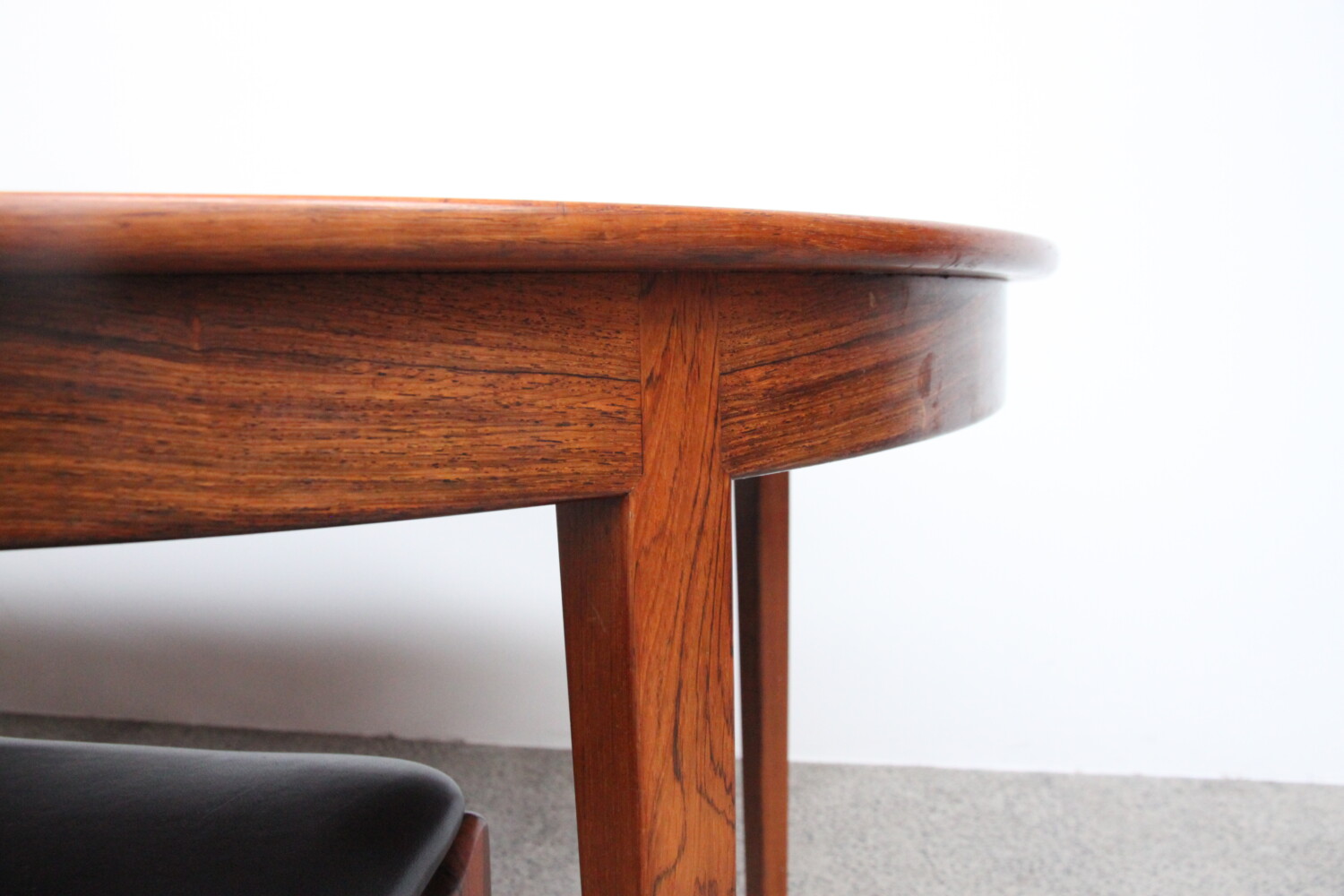 XL Danish Rosewood Table by Hornslet