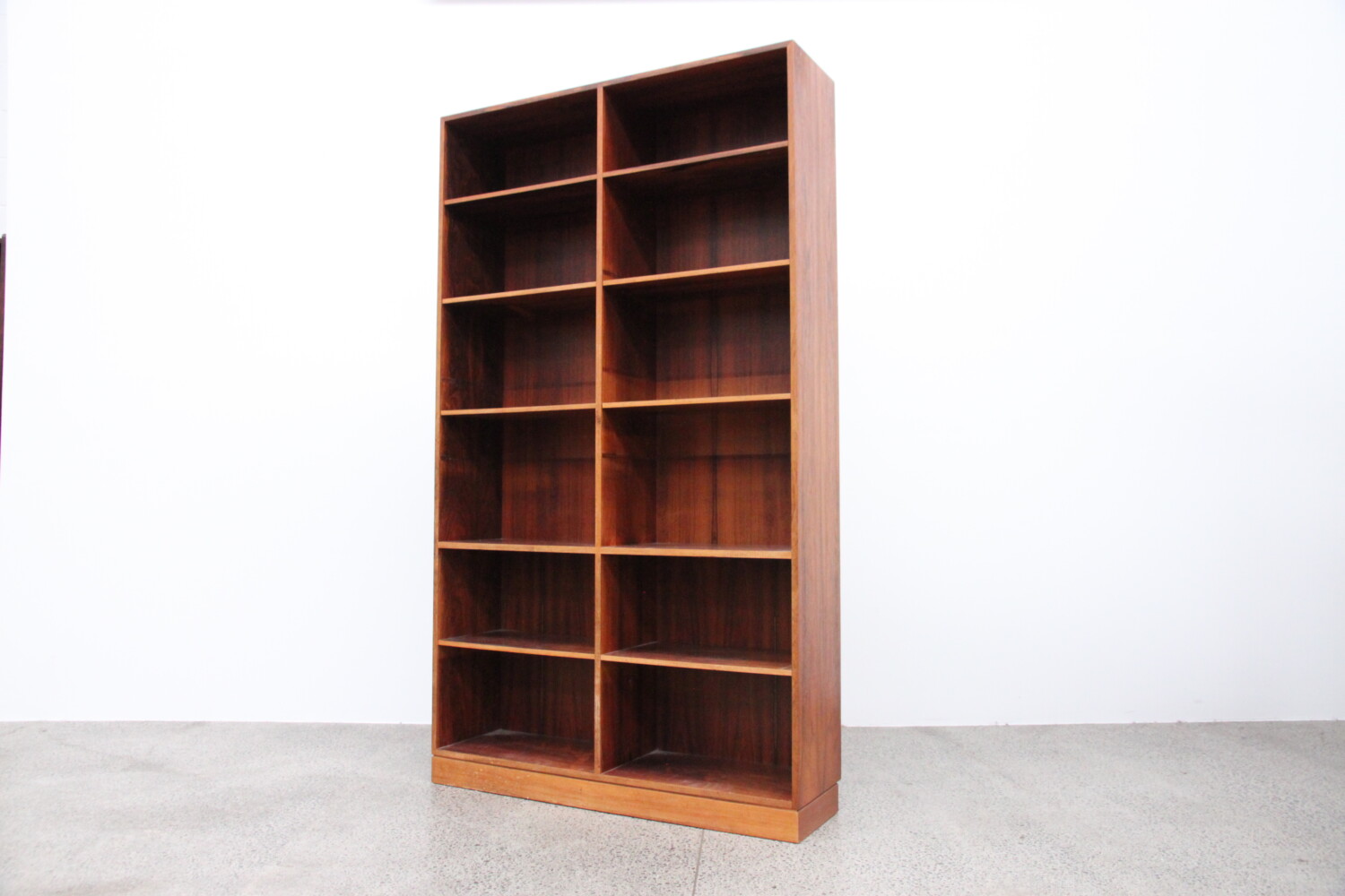 Bookcase by Poul Hundevad