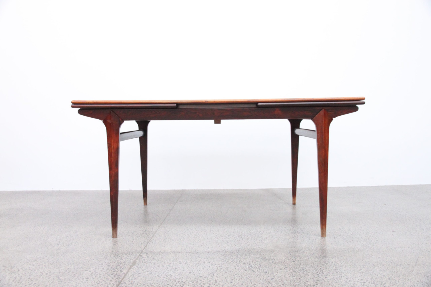 Danish Extendable Table by Johannes Andersen