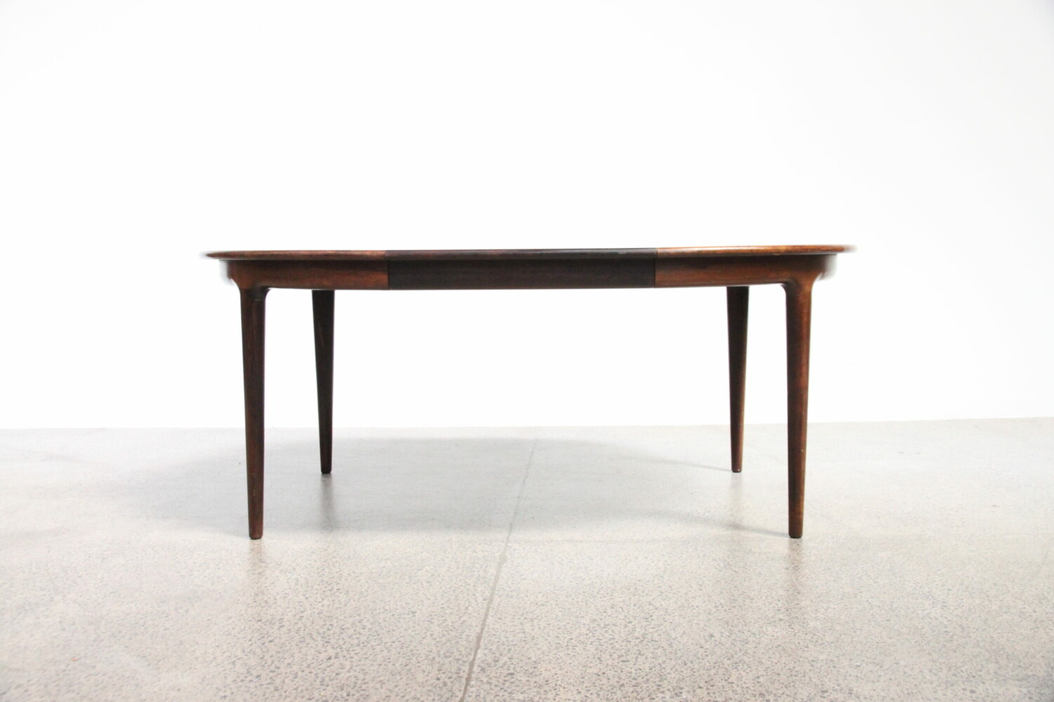Extendable Banquet Table by Johannes Andersen
