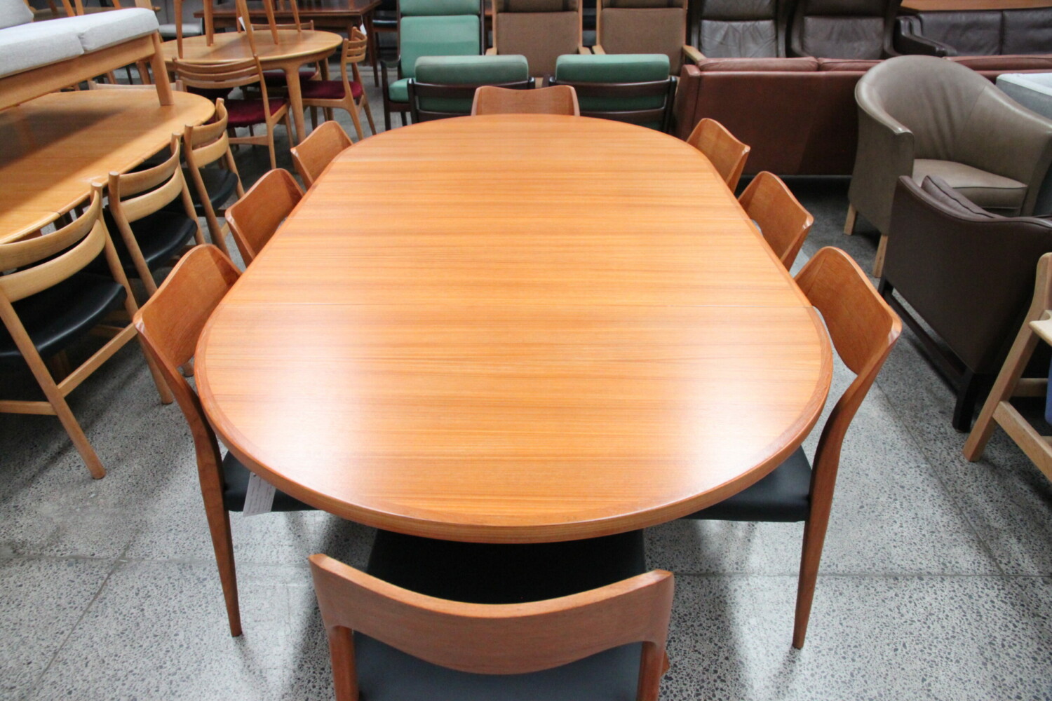 Teak Round Pedestal Table by Gudme Mobelfabrik