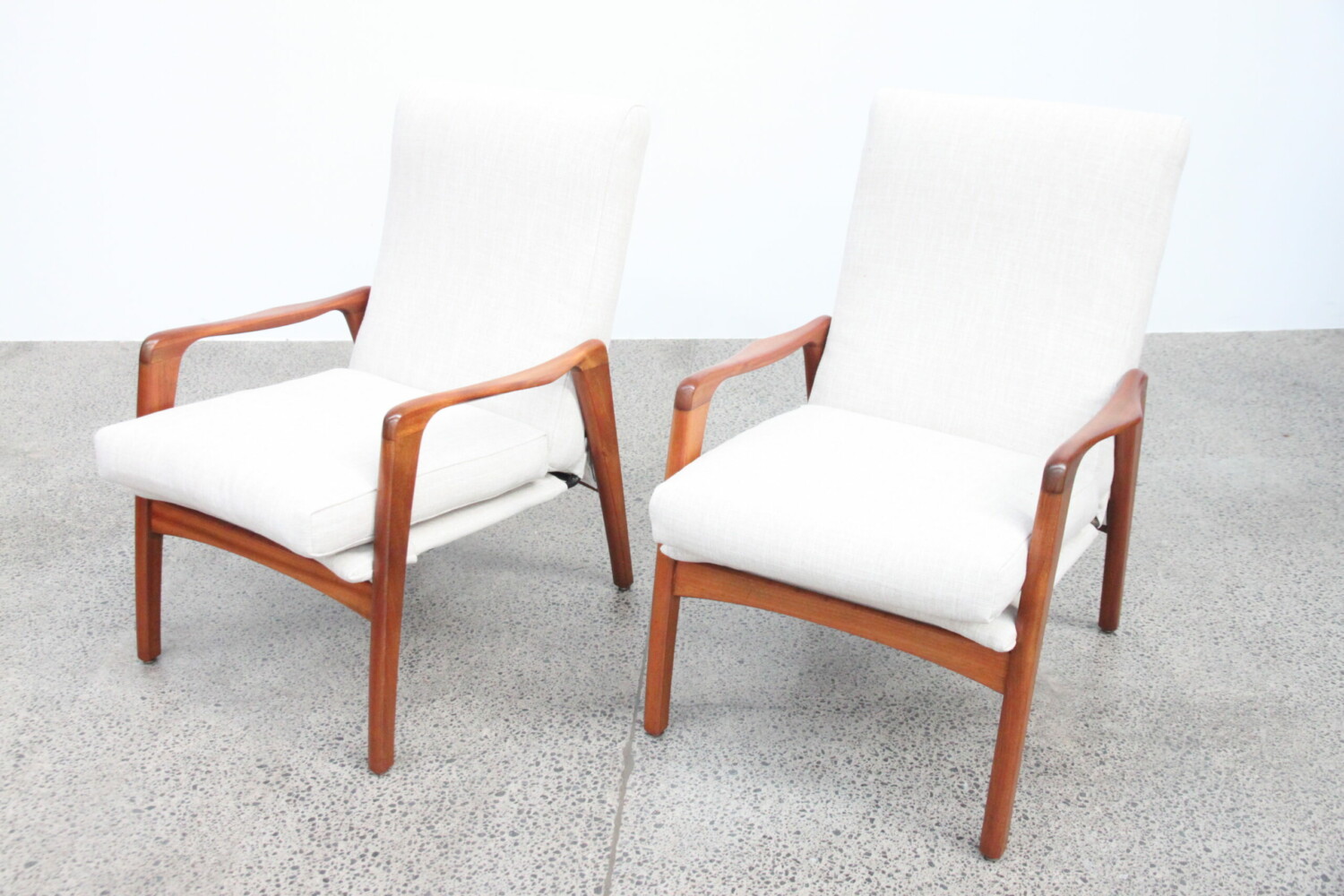 Armchairs by Fler model E31