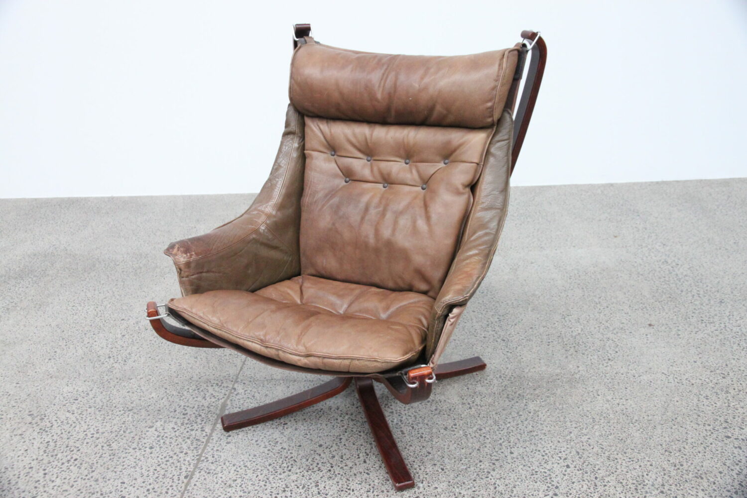 High Back Falcon Chair