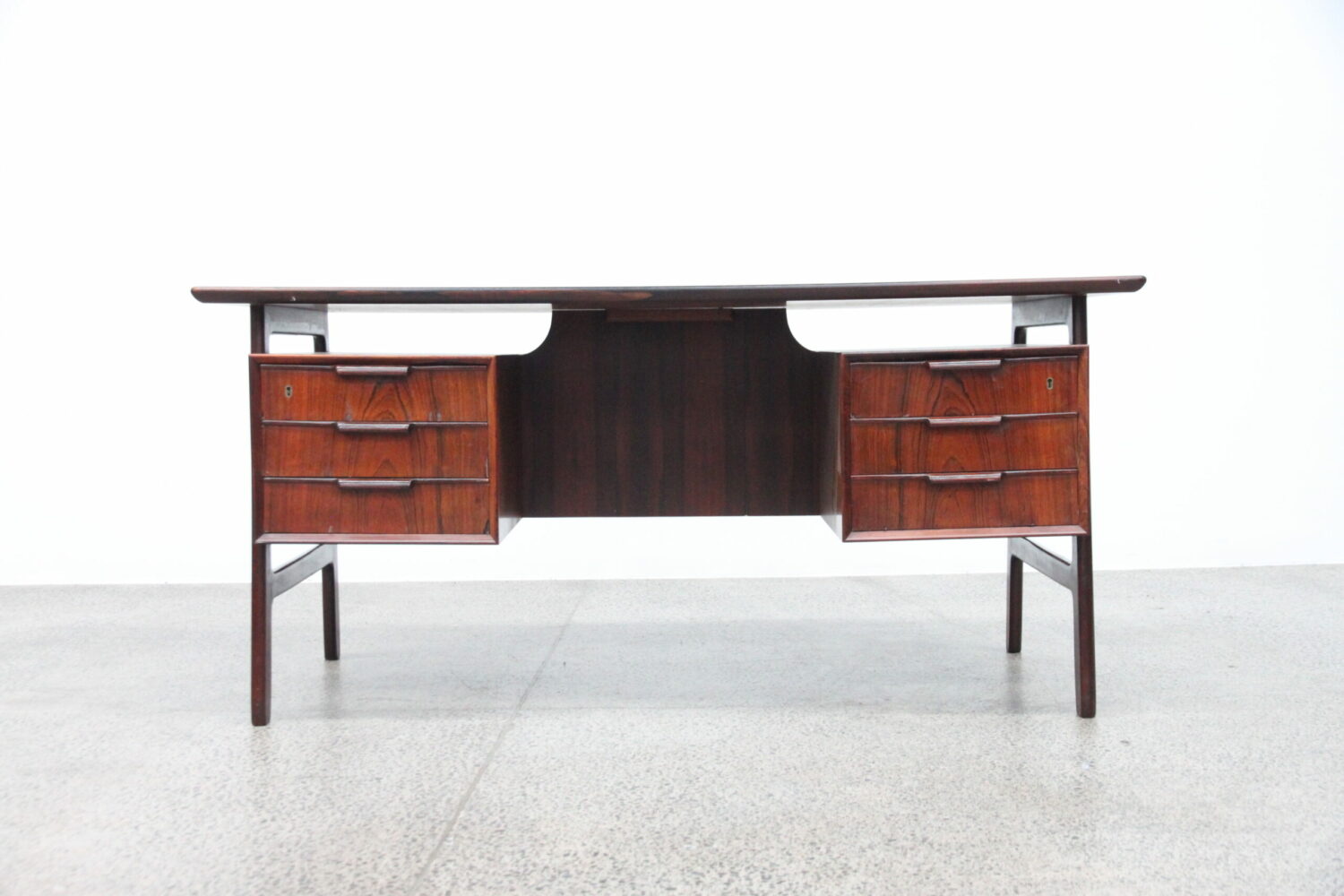 Desk by Gunni Omann Model 75