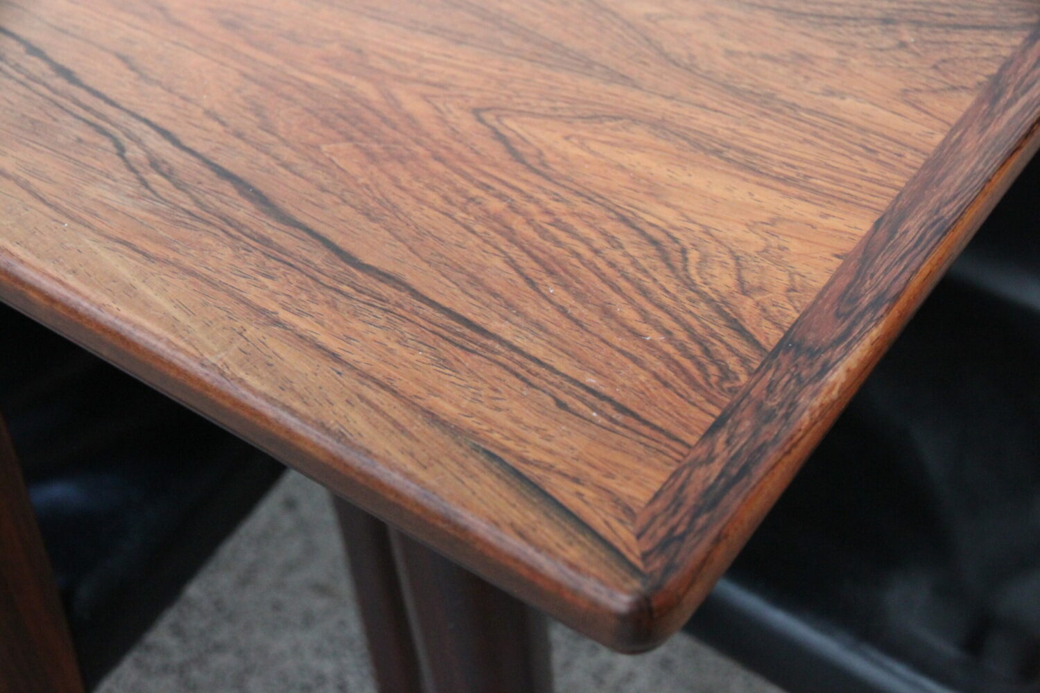 Table by Gunni Omann