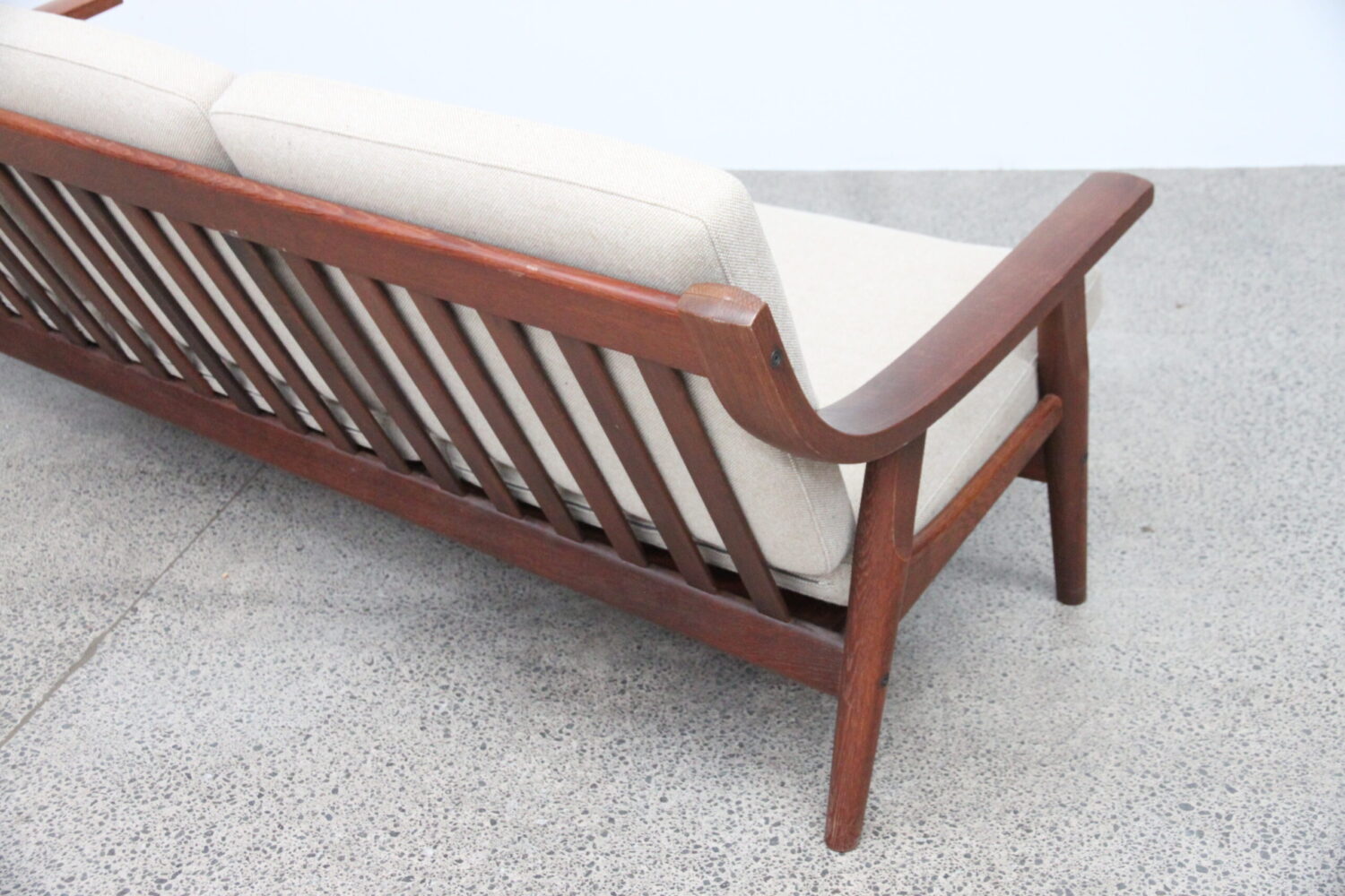 Sofa by Hans Wegner GE-530