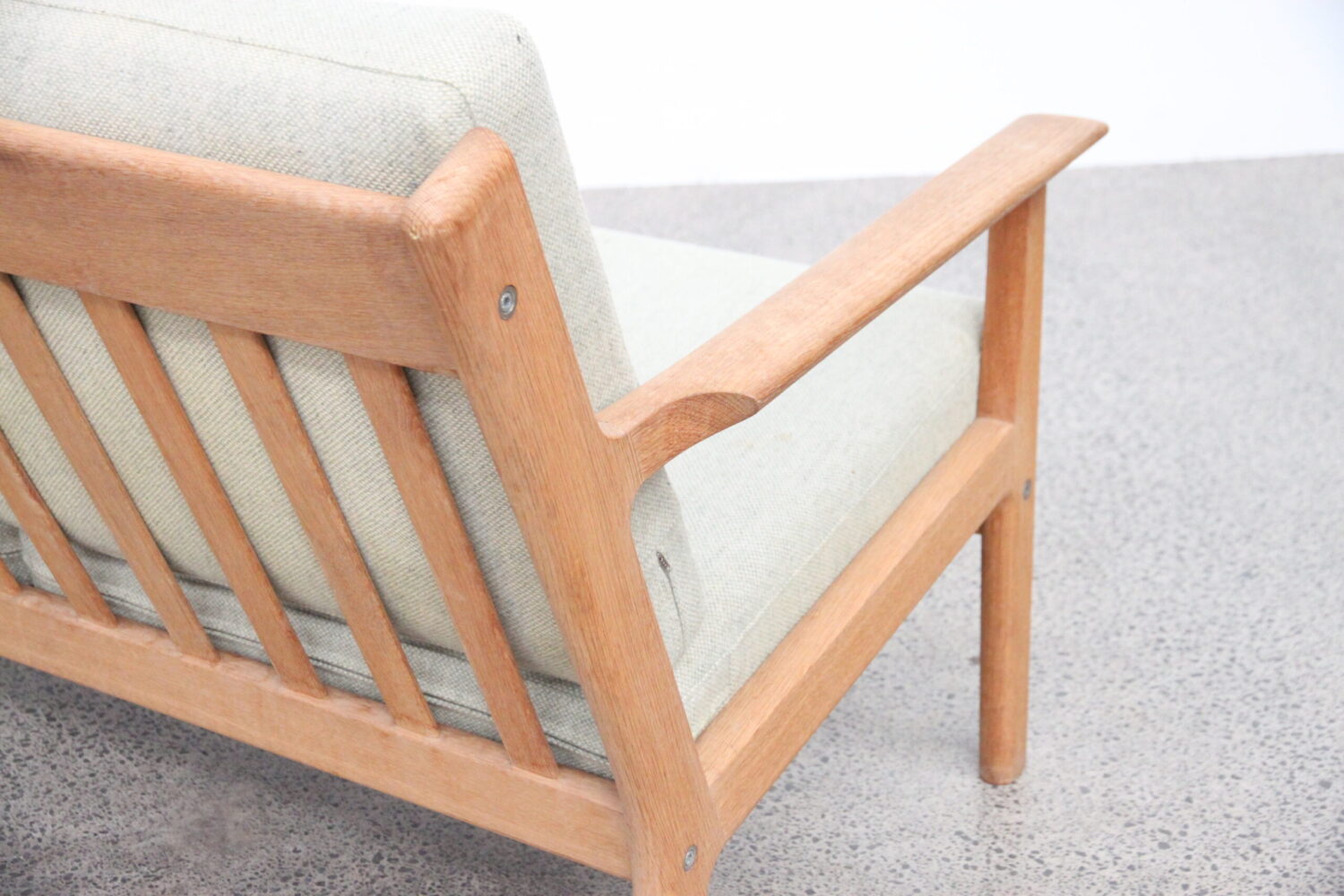 Sofa by Hans Wegner GE 265