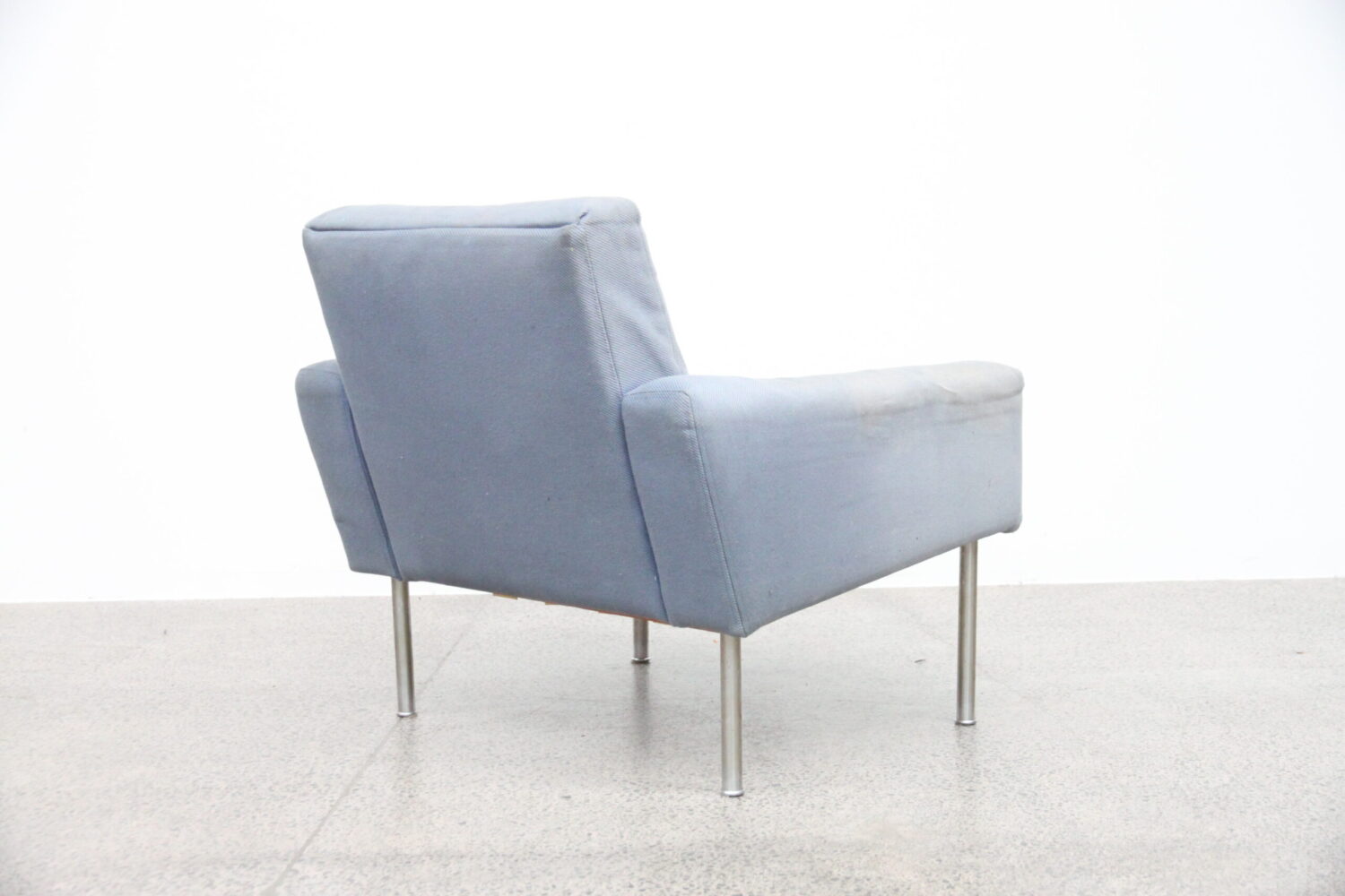 Airport Armchair by Hans Wegner