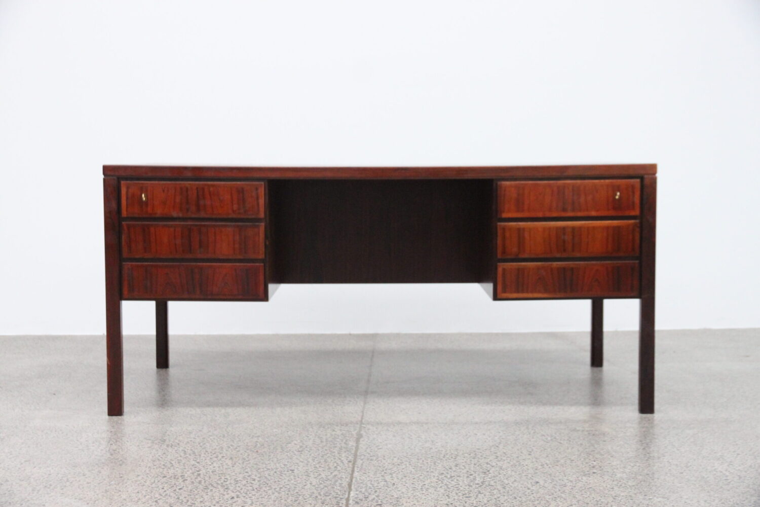 Desk by Gunni Omann model #77