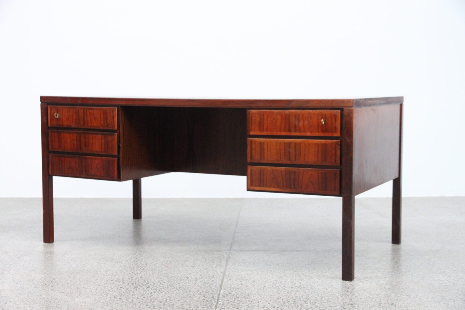 Desk by Gunni Omann model #77