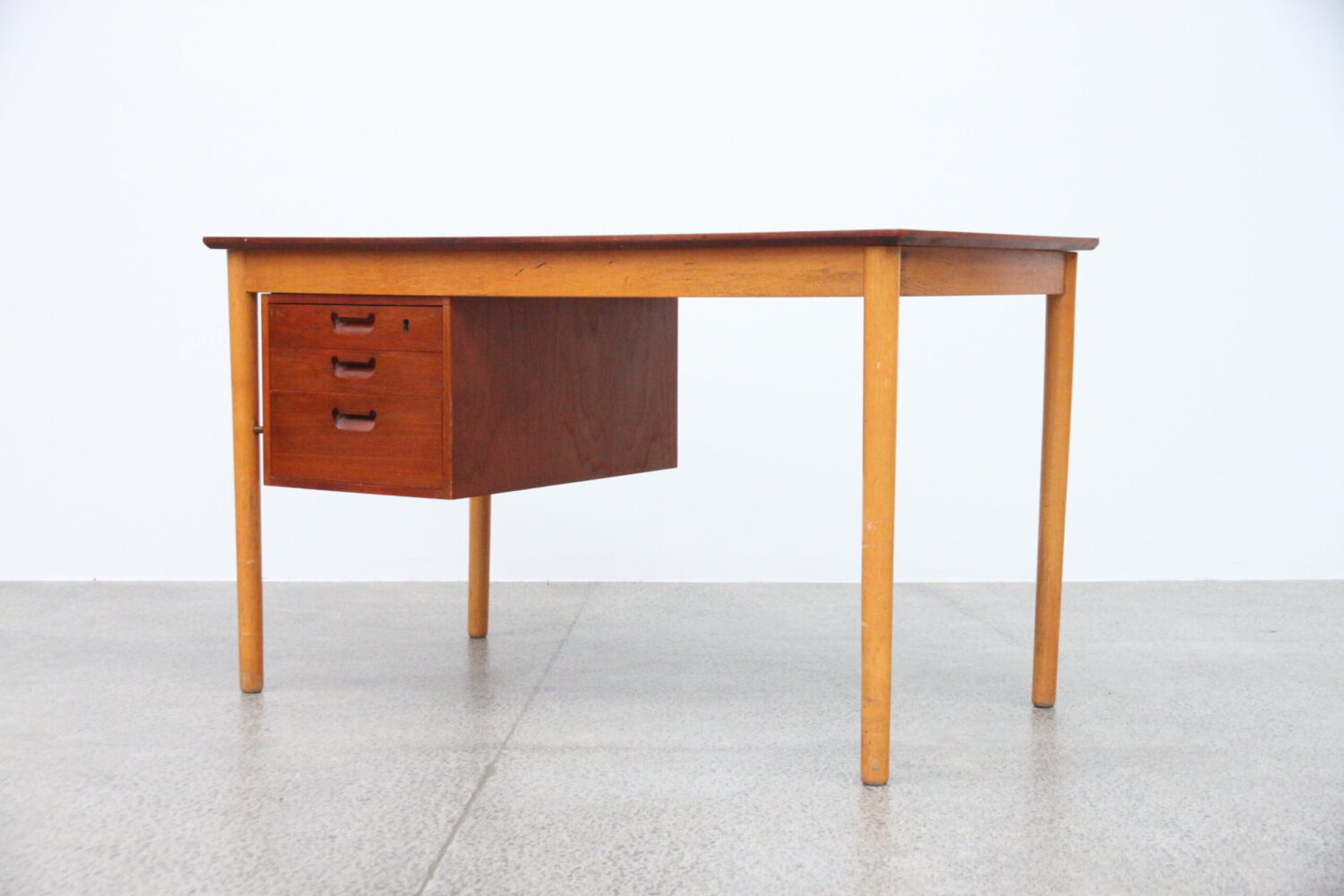 Desk by Borge Mogensen