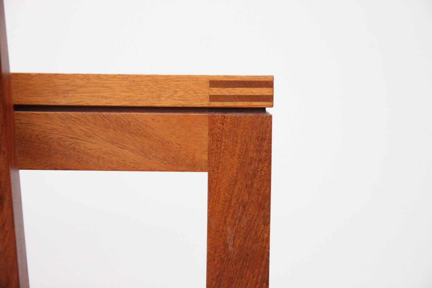 Large Fixed Length Table  by Christian Hvidt
