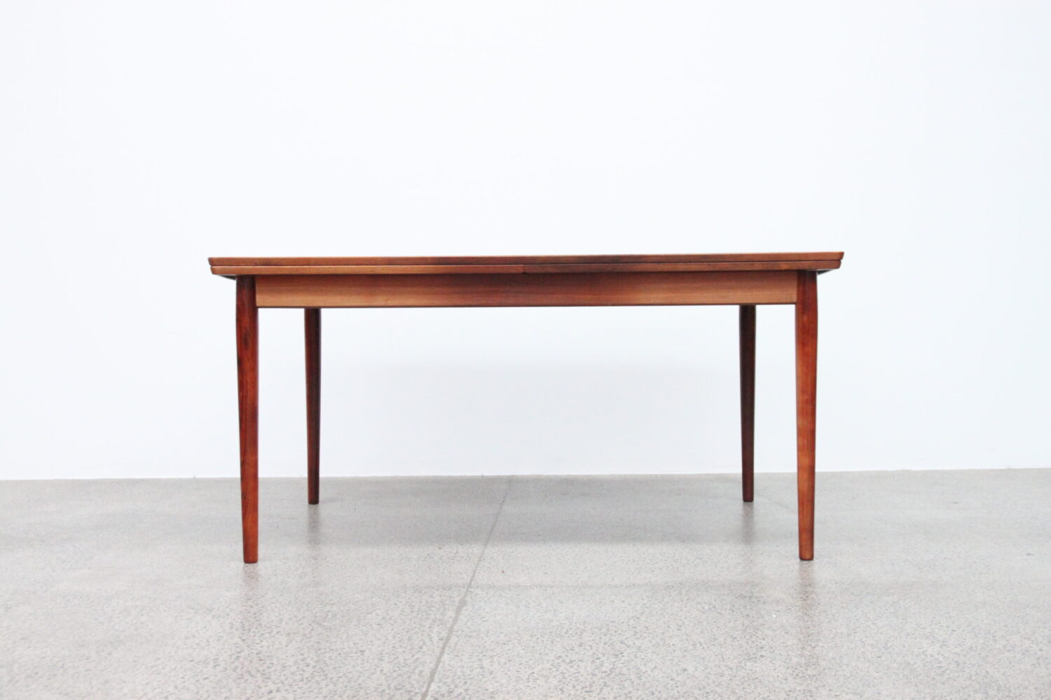 Extendable Draw Leaf Dining Table by Arne Vodder