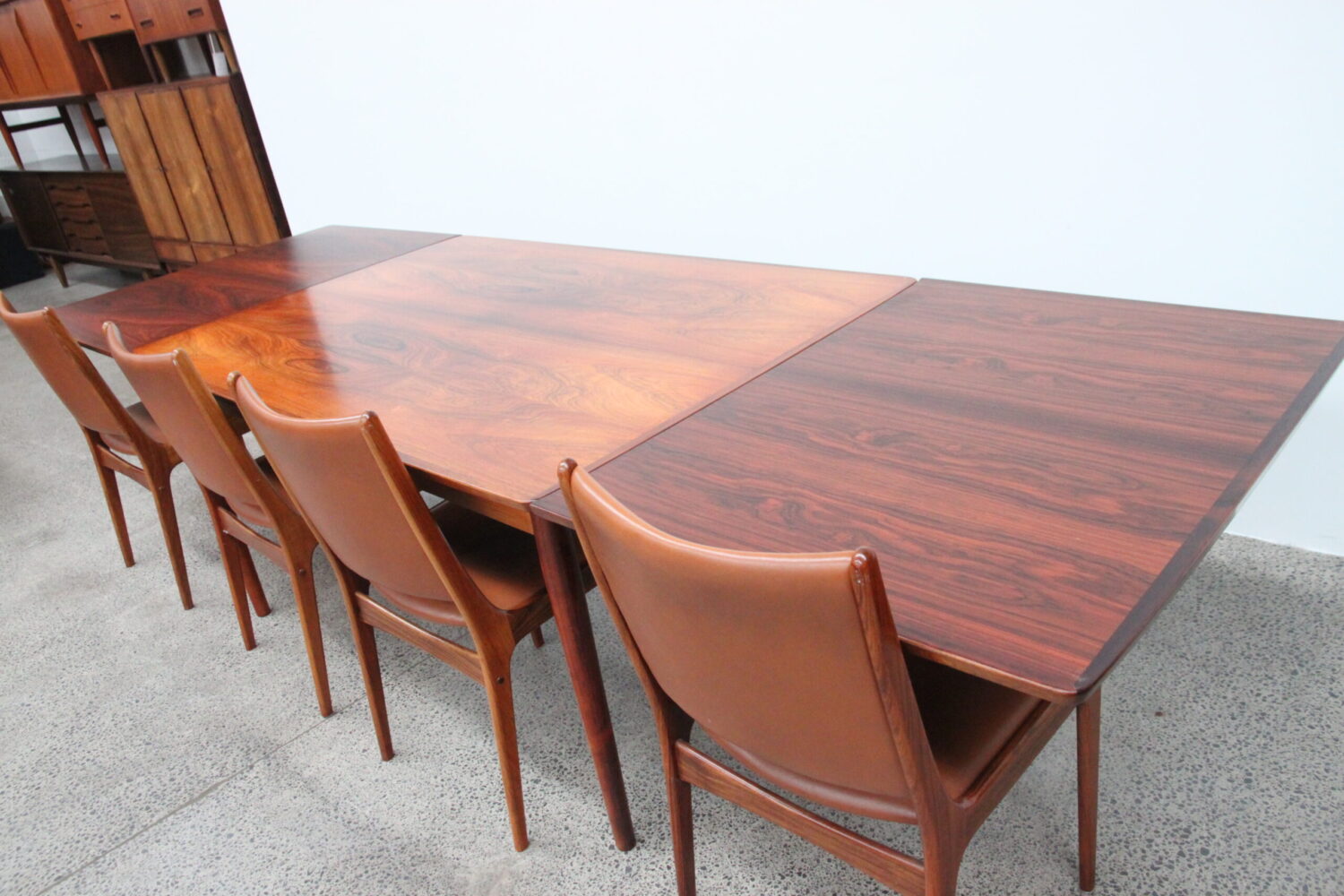 Extendable Draw Leaf Dining Table by Arne Vodder