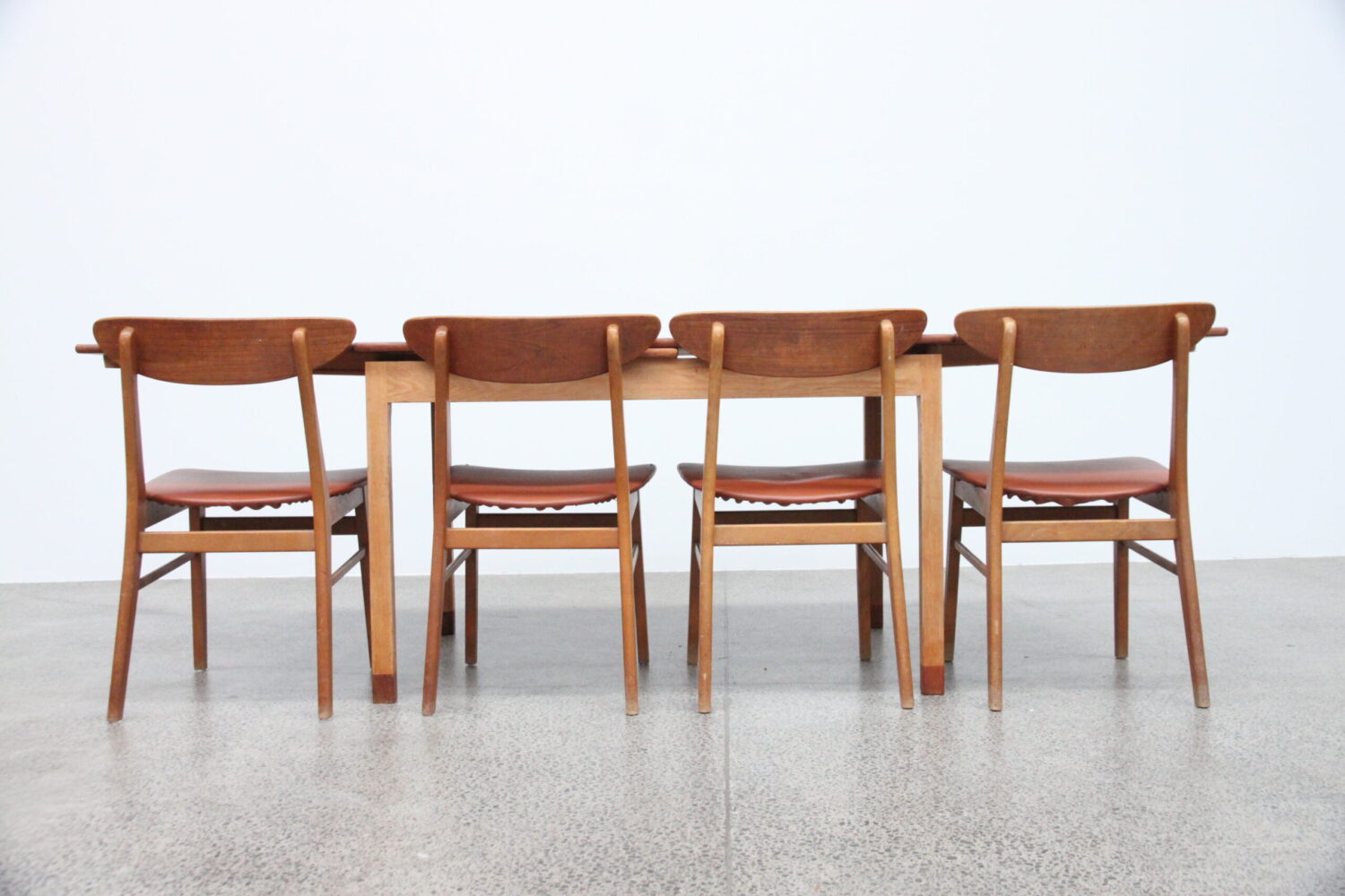 Compact Table by Borge Mogensen