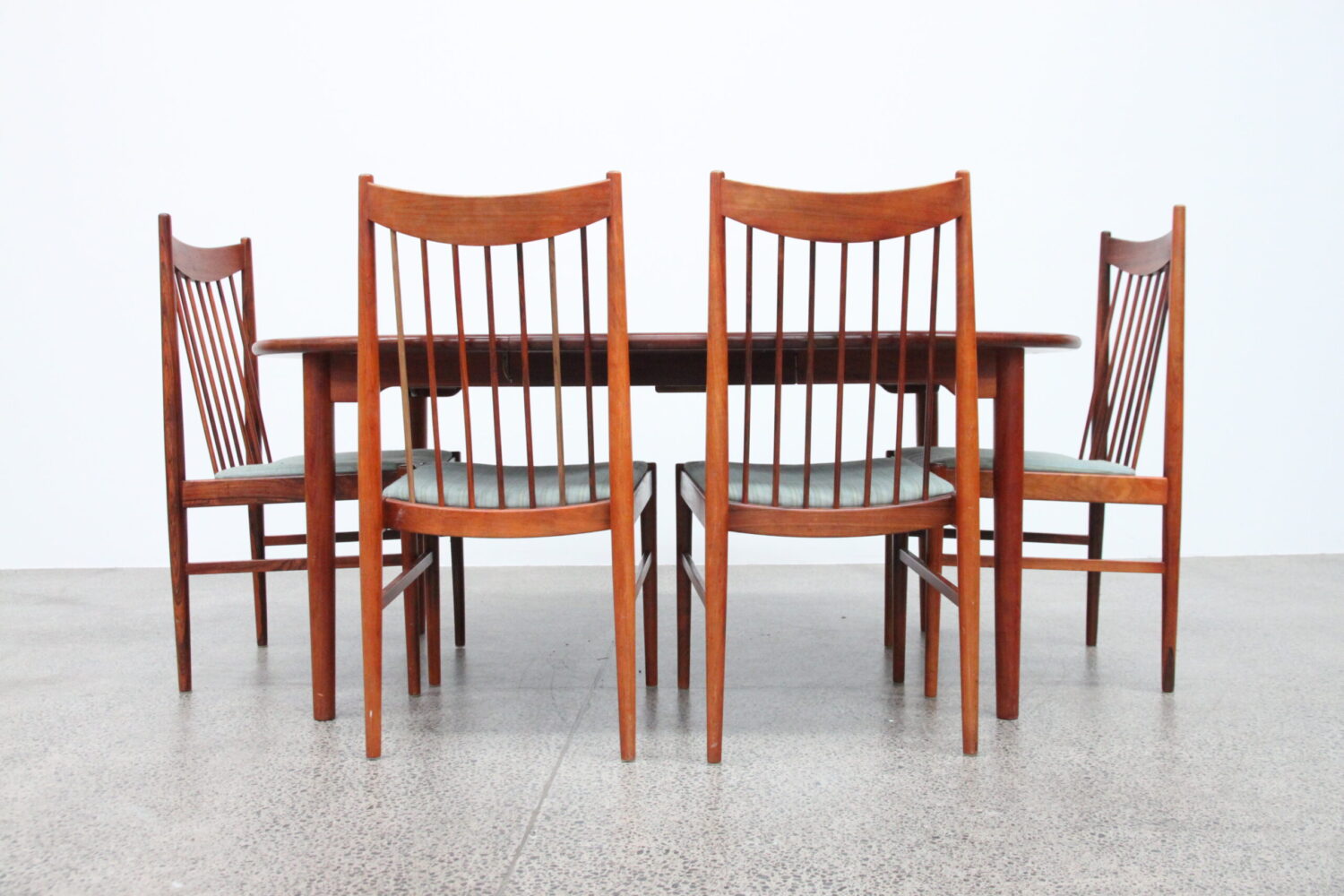 Large Solid Teak Banquet Table With X4 extensions