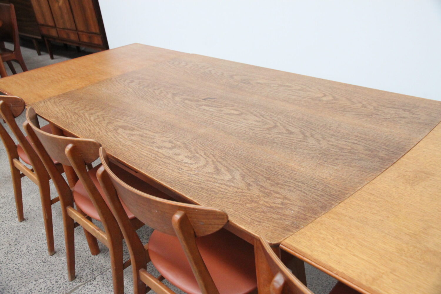 Oak Extendable Dining Table
