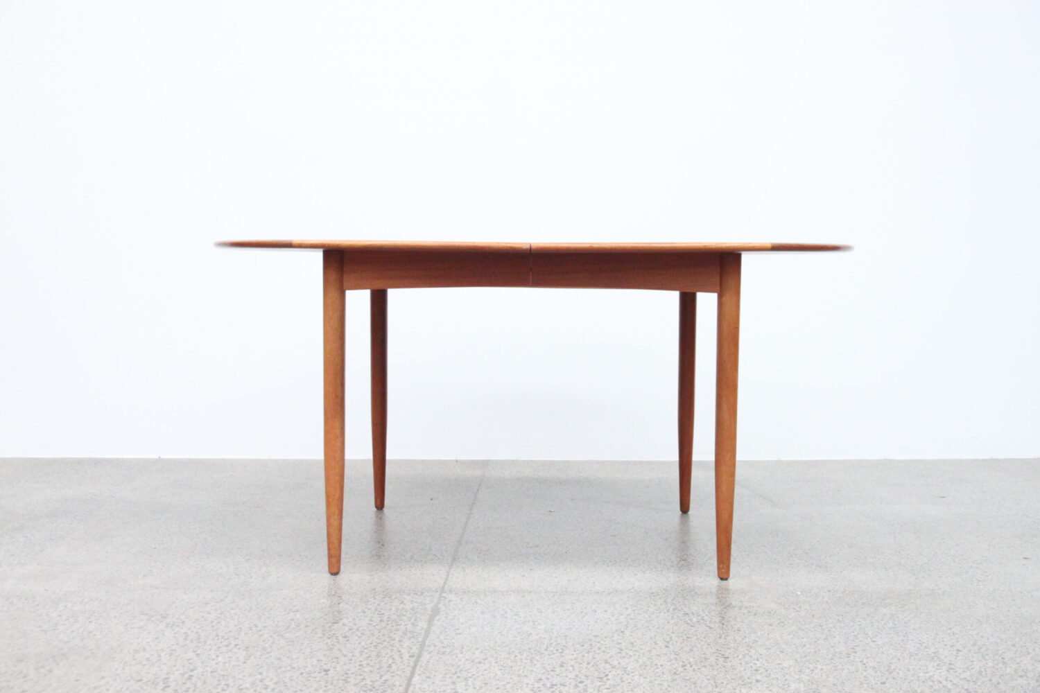 Oval Banquet Table by Peter Hvidt