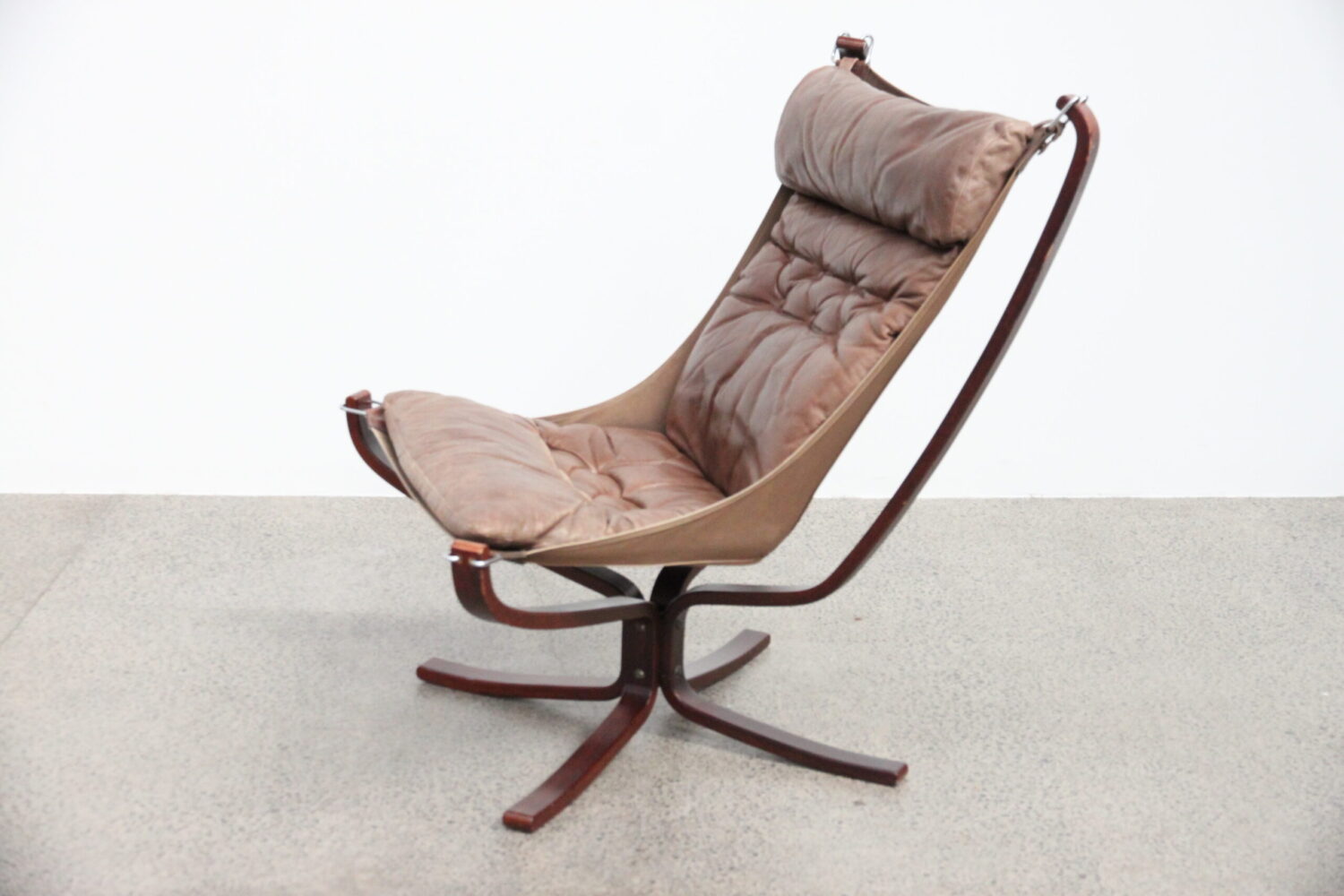 High Back Falcon Chair