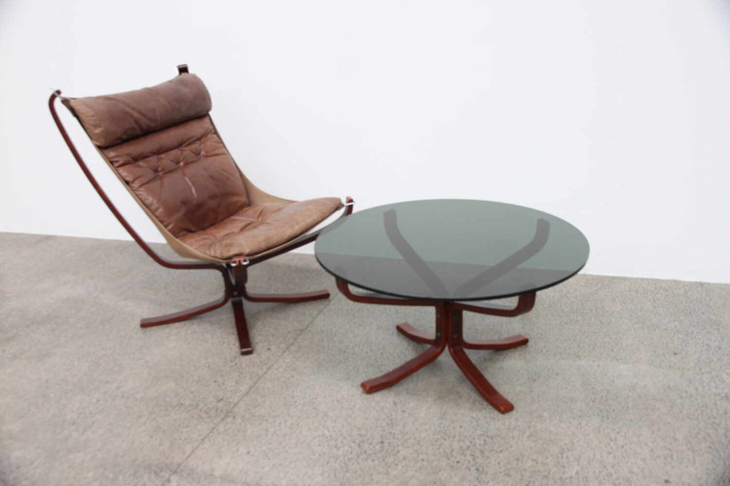 Falcon Round Coffee Table