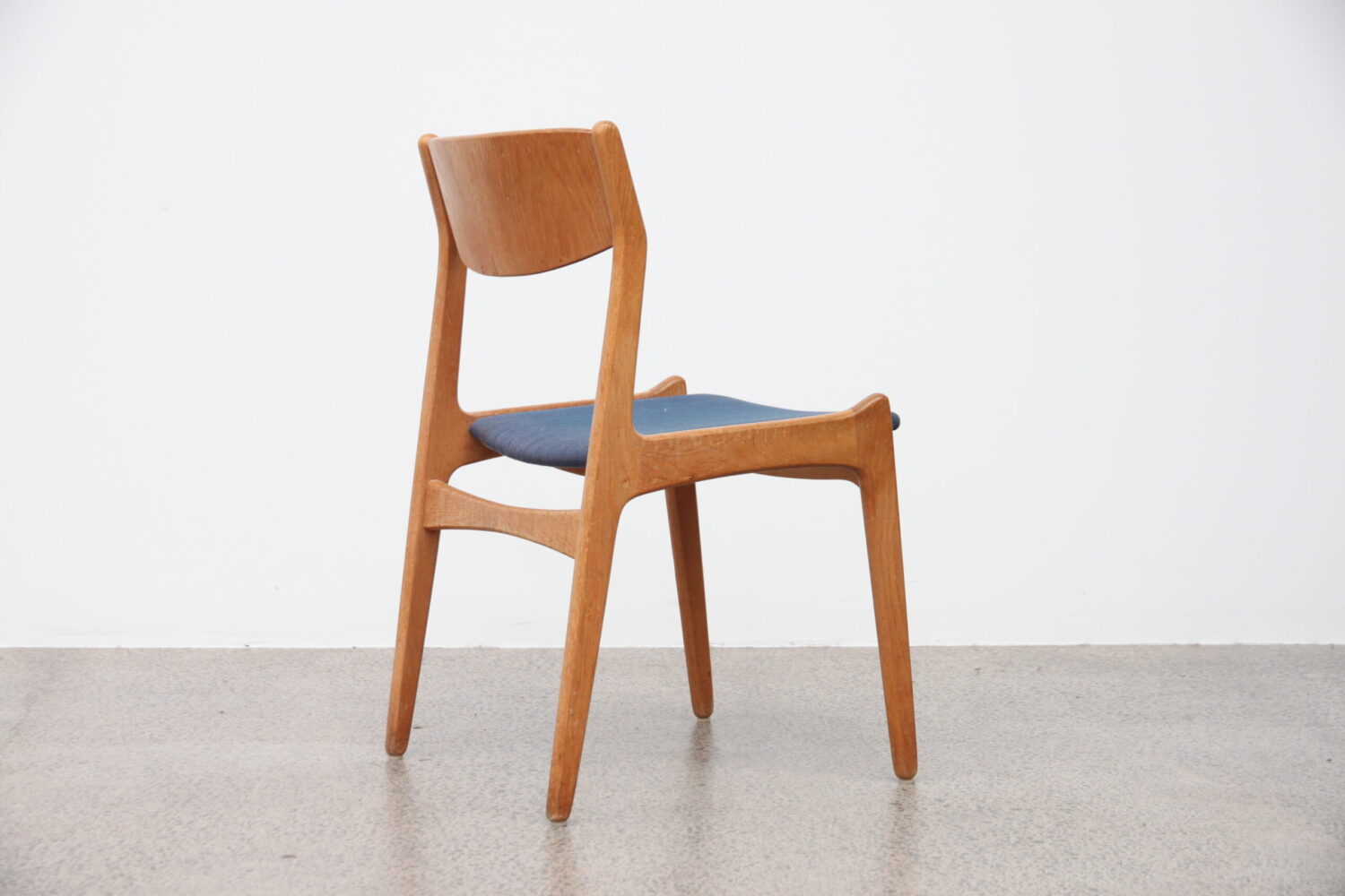 Oak Dining Chairs by Henning Kjaernulf X4