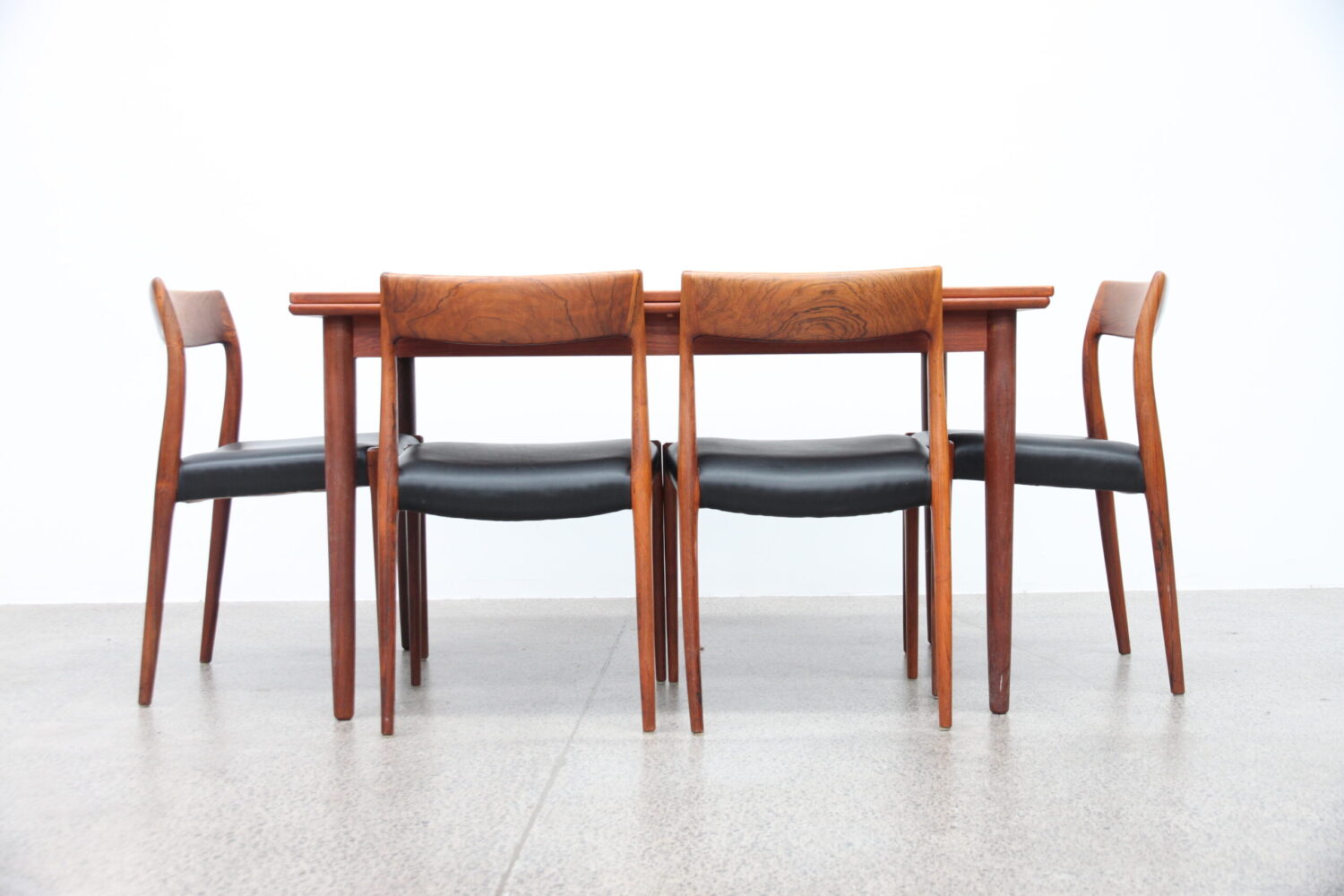 Teak Extendable Table