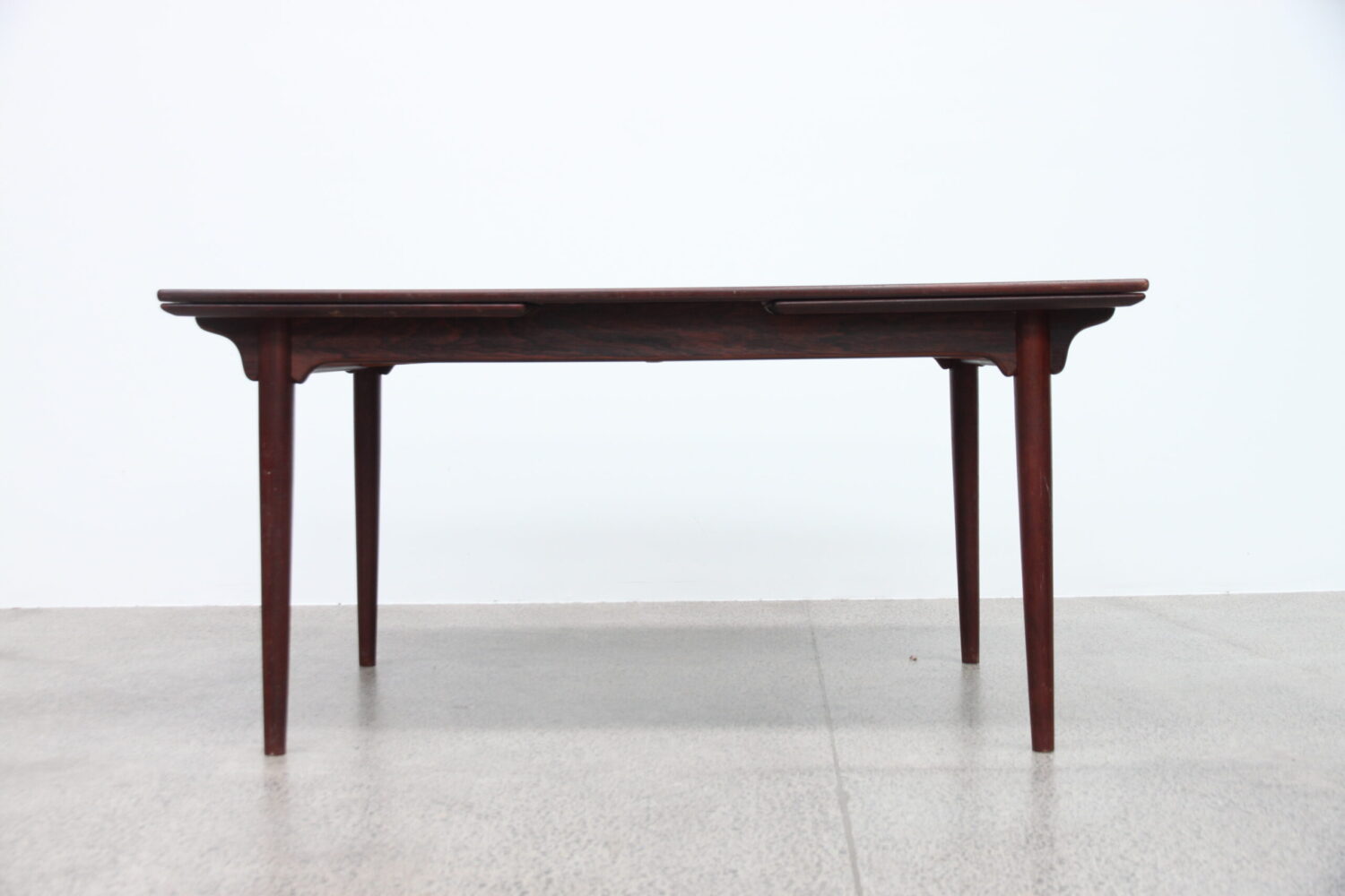 Table by Gunni Omann