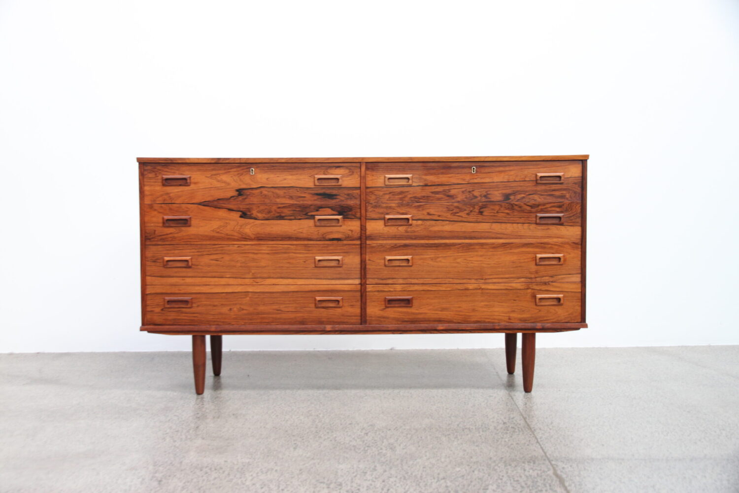 8 Drawer Low Boy Sold