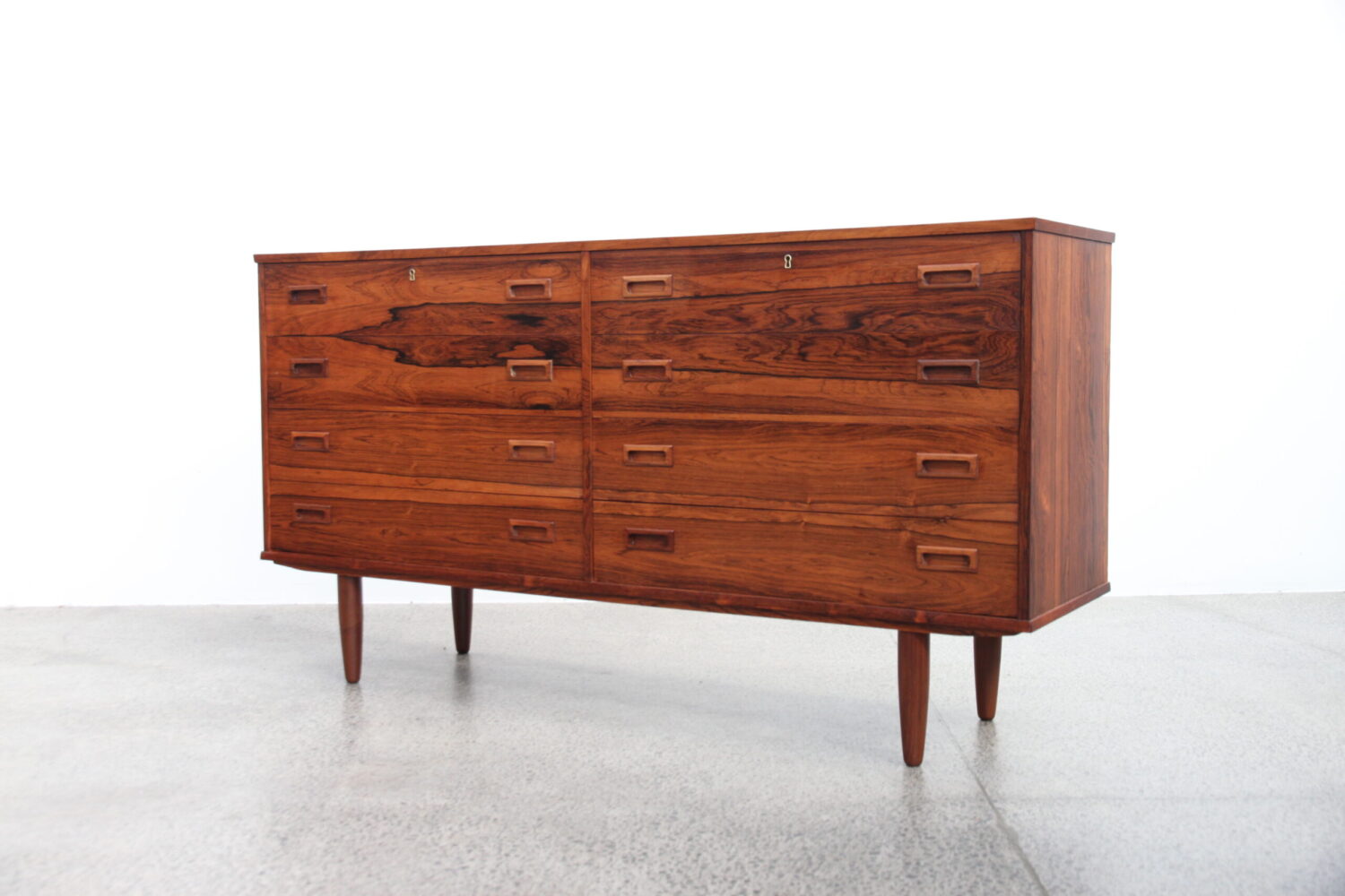 8 Drawer Low Boy Sold