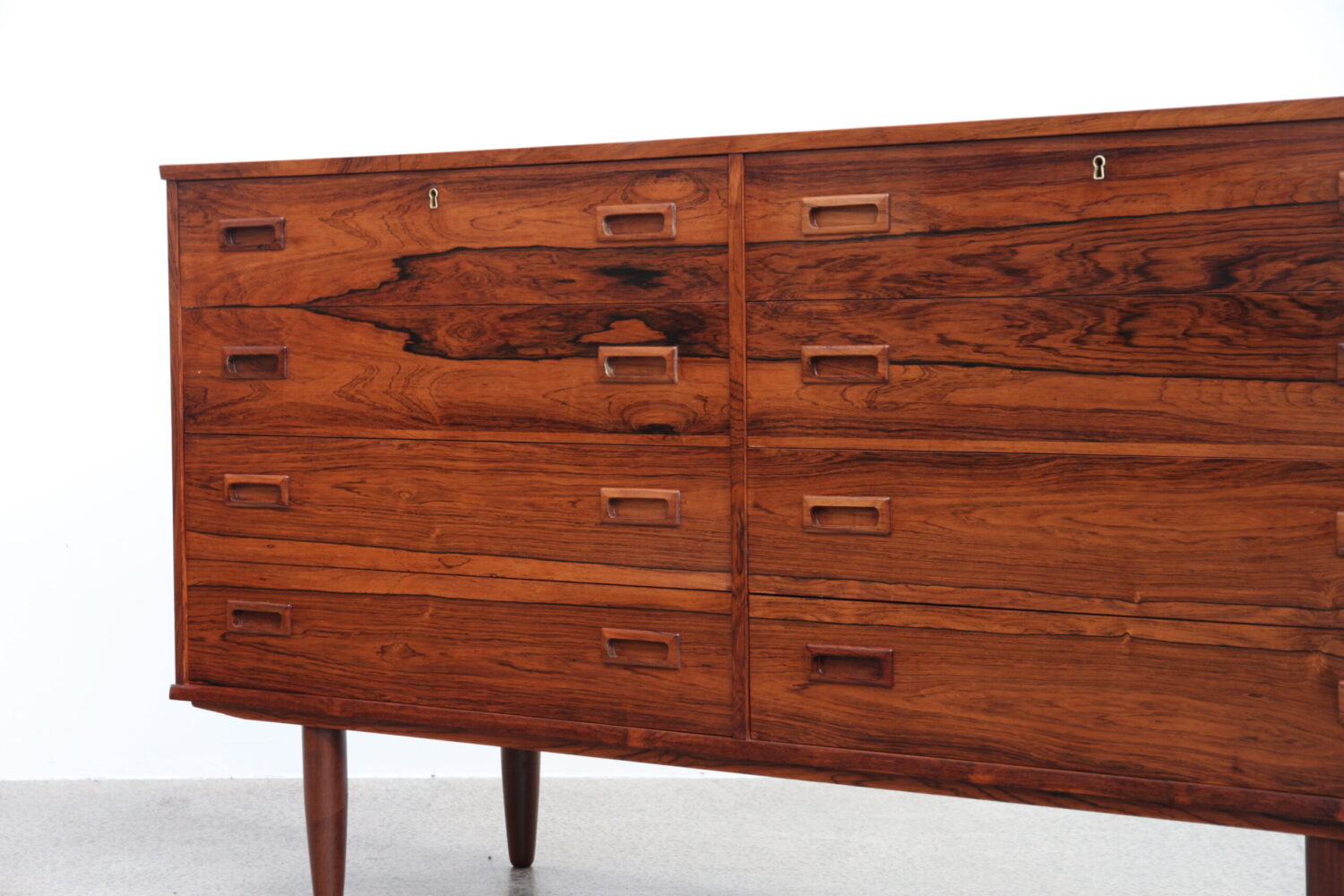 8 Drawer Low Boy Sold