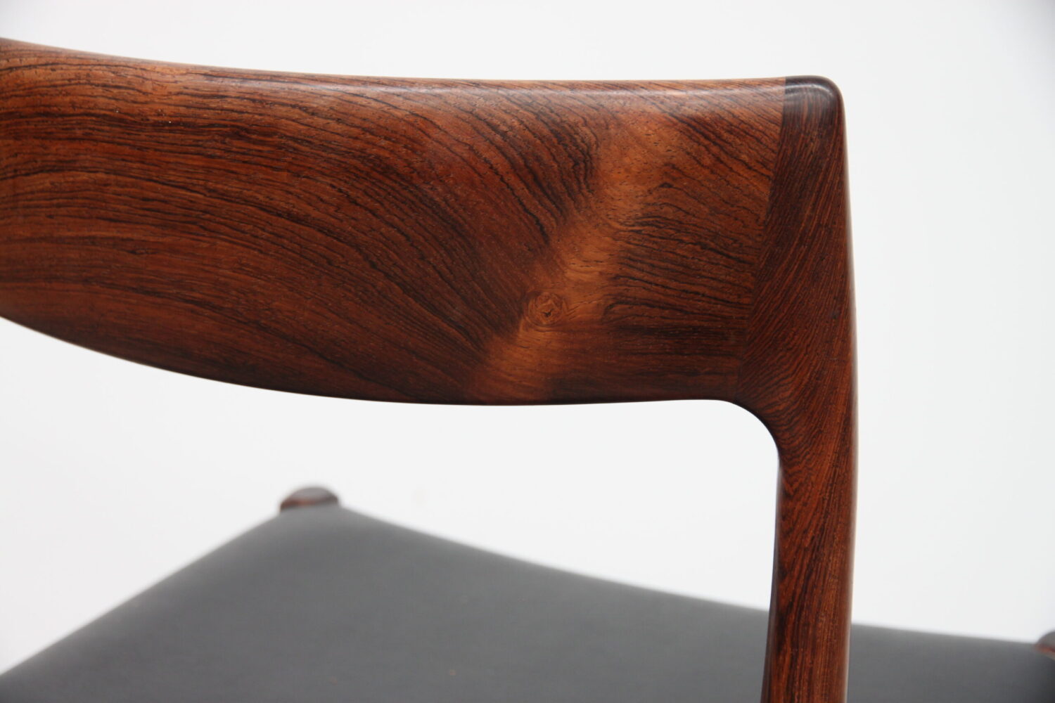 Set of X6 Dining Chairs by Niels Moller model 77