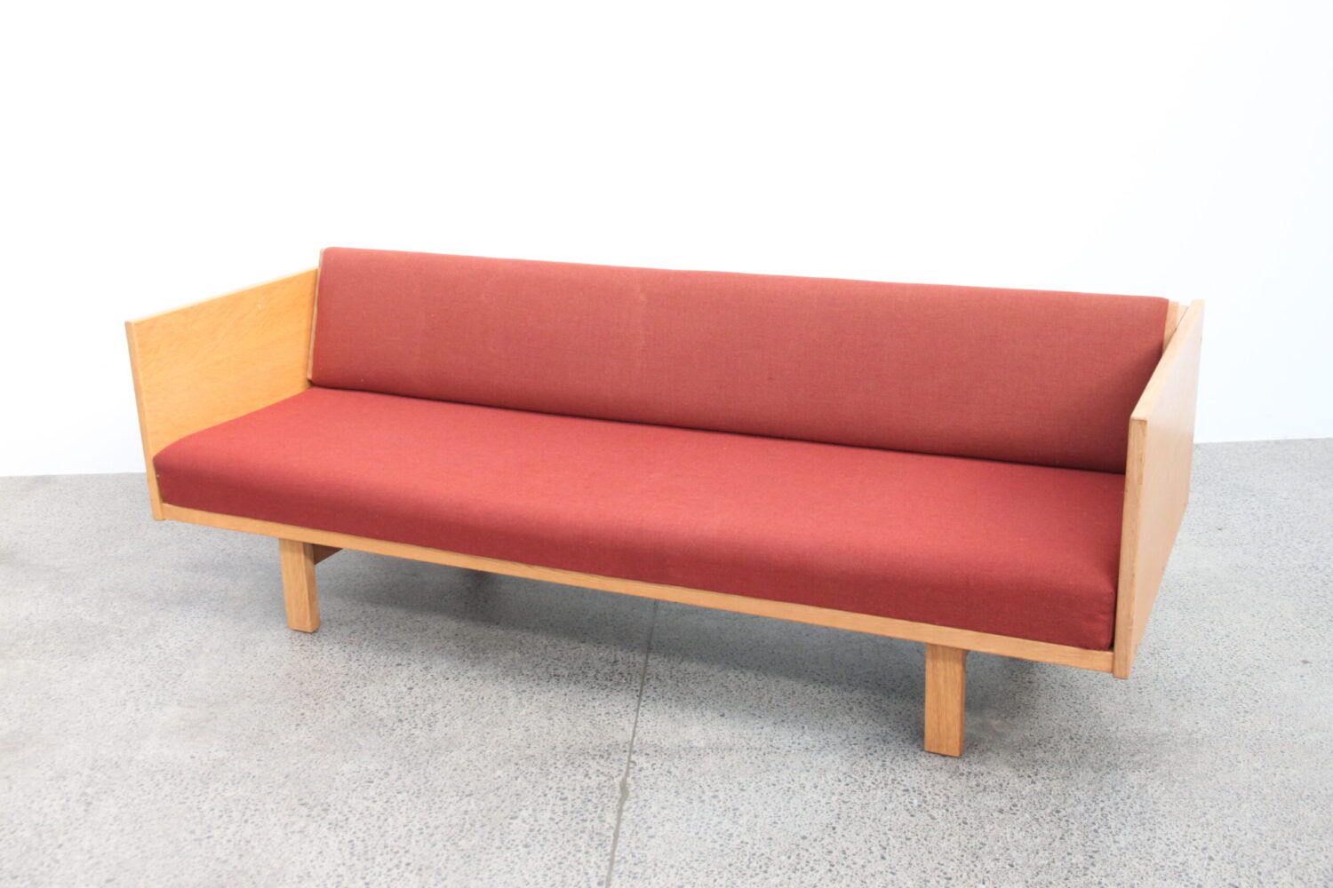 Day Bed by Hans Wegner model GE 259 sold