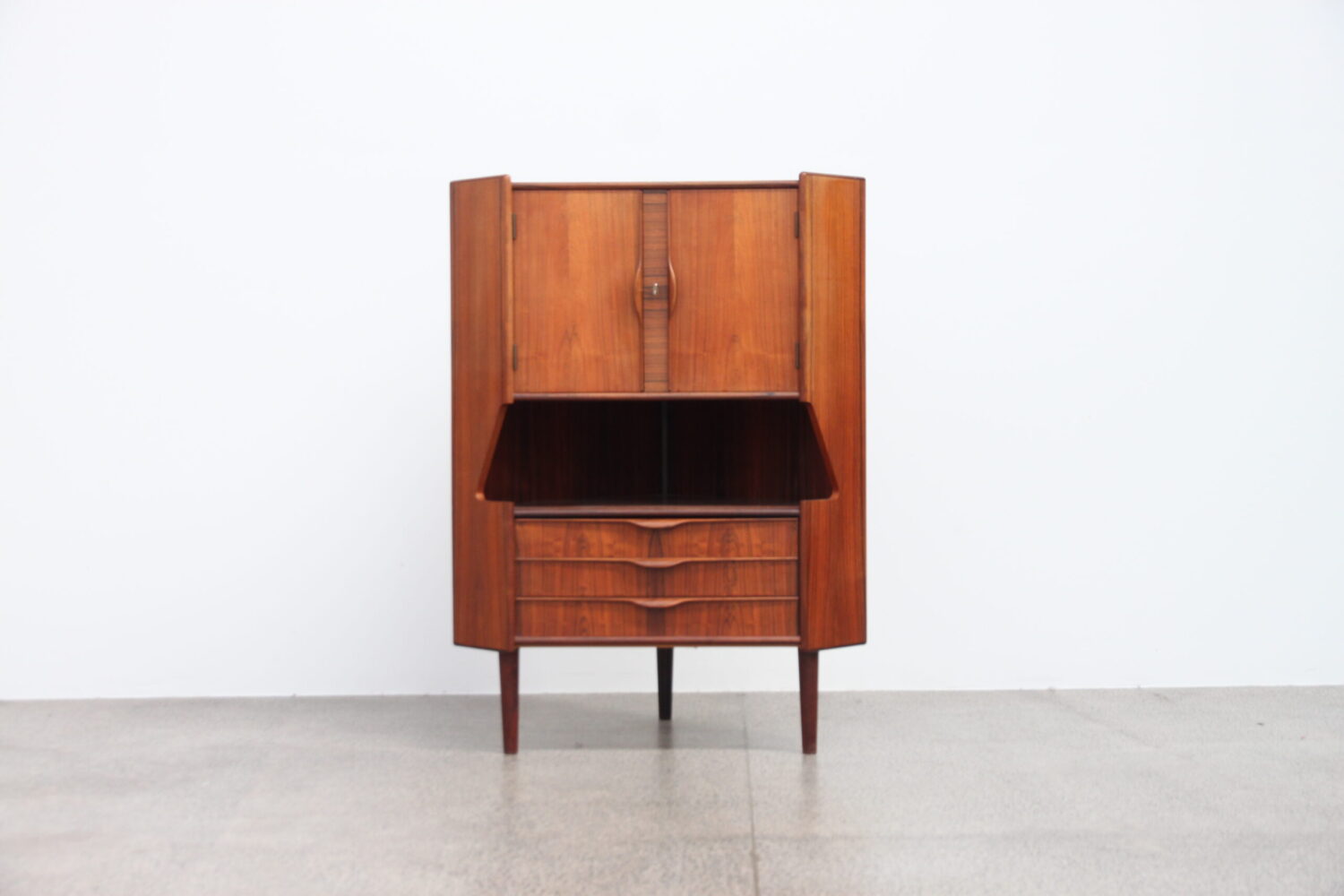 Corner Cabinet by Omann Jun