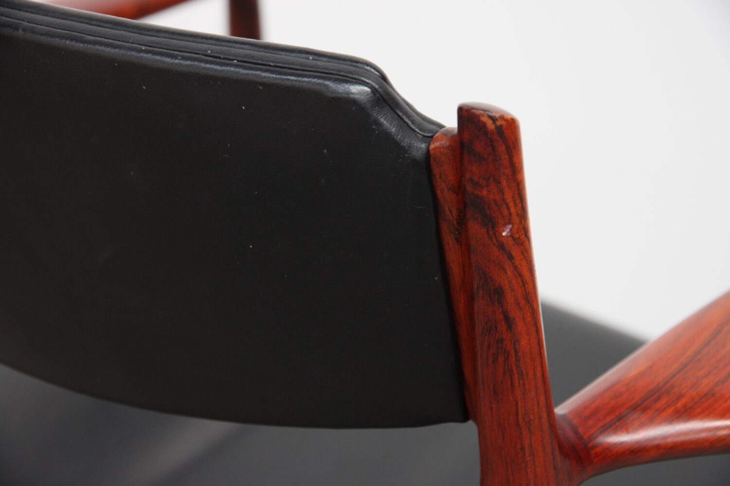 Carver Chairs by Arne Vodder x8 with Leather